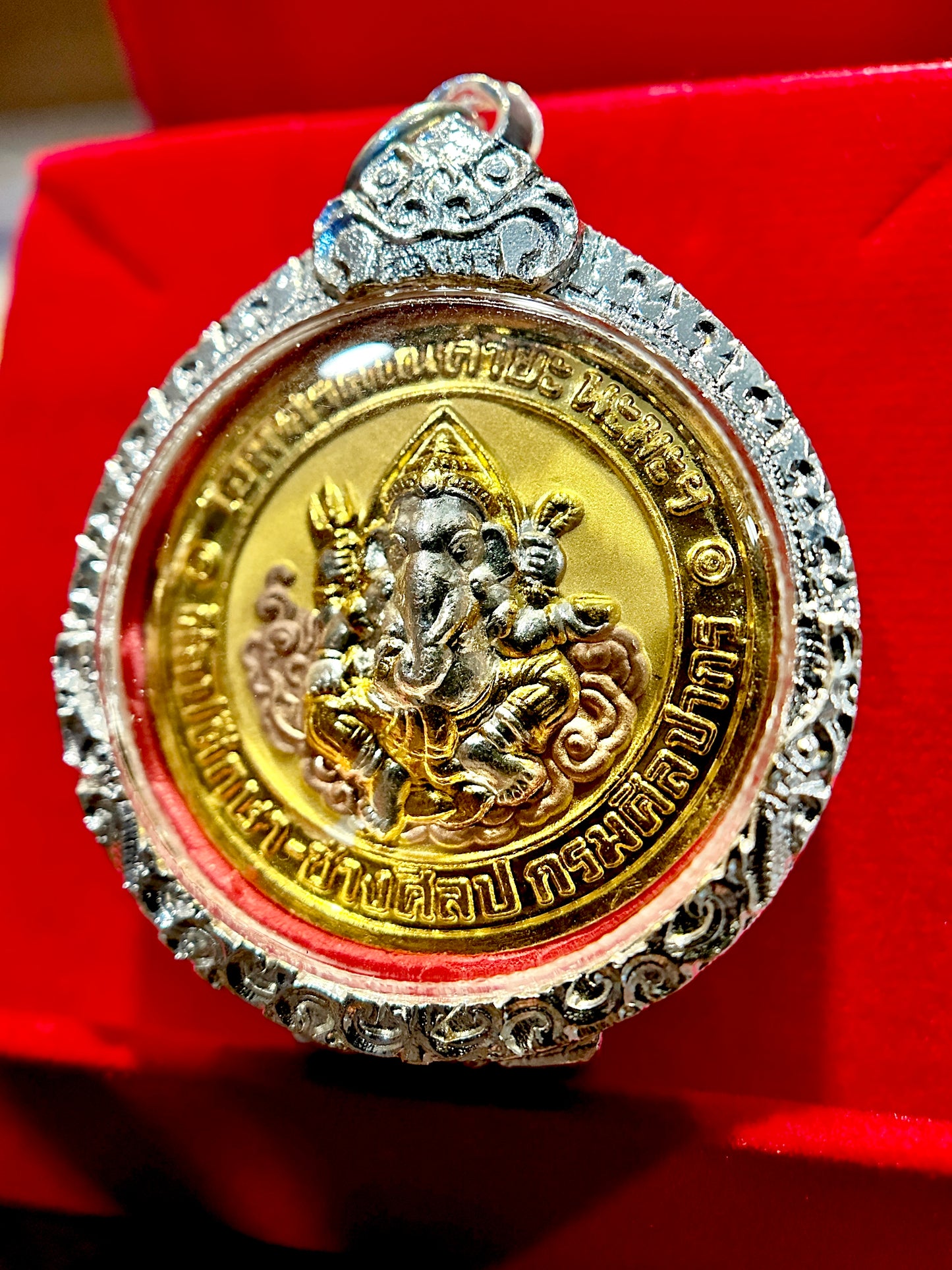 Ganesha Om Prosperity (Silver & Gold)