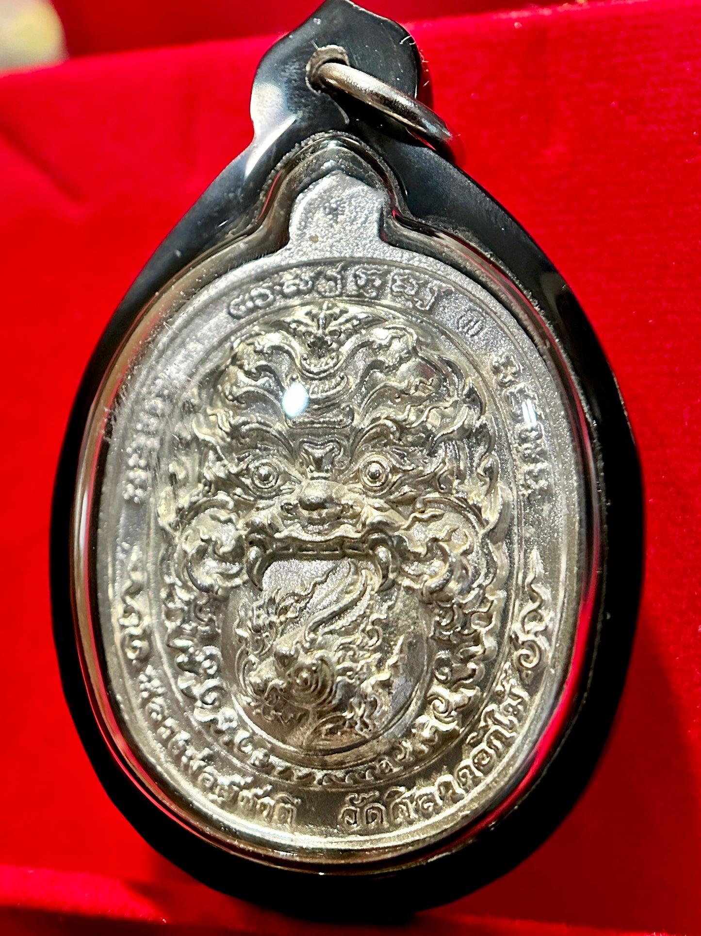 Silver Tao Wessuwan & Phra Rahu Amulet