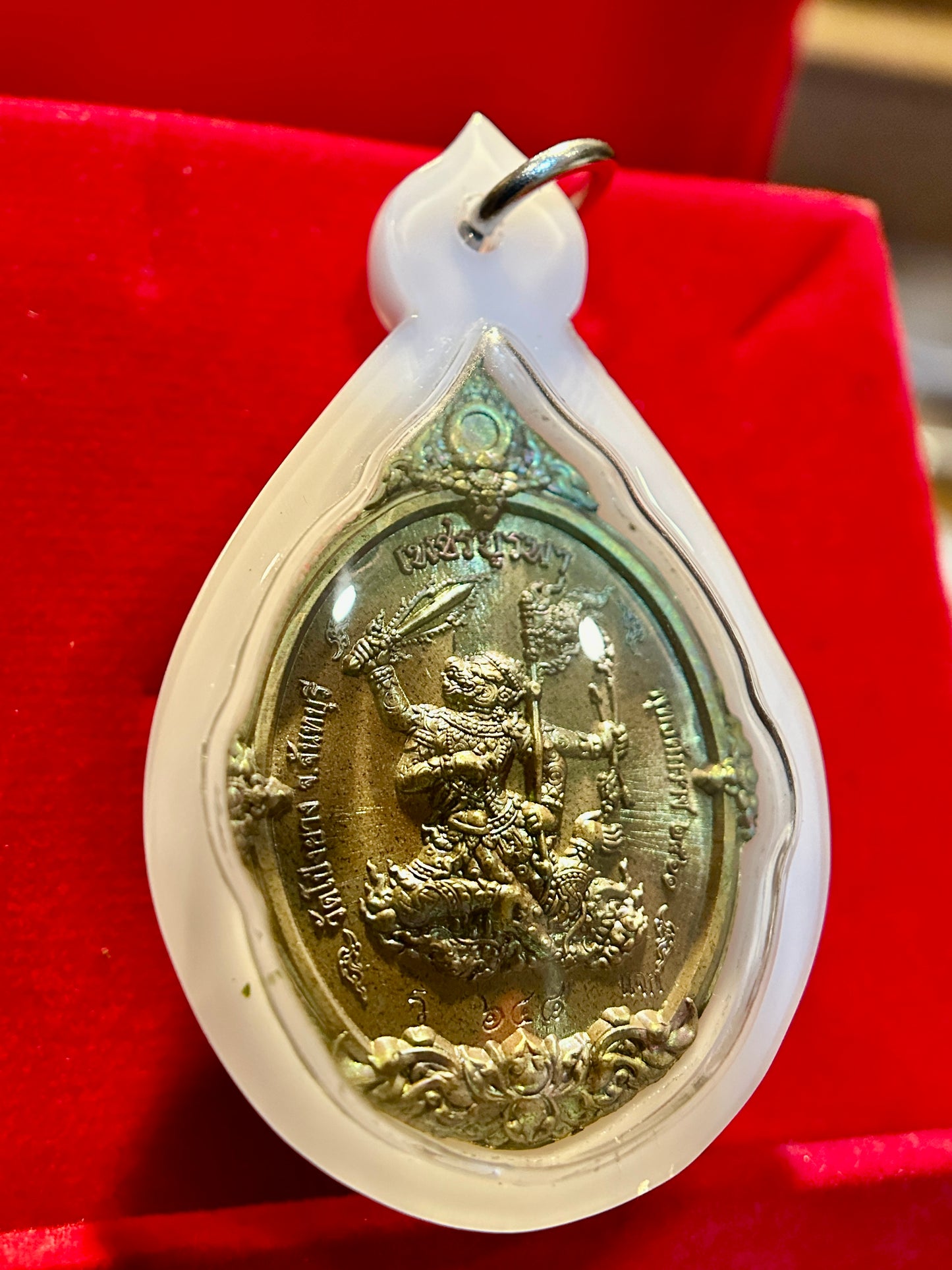 Hanuman Power & Peace (Iridescent)