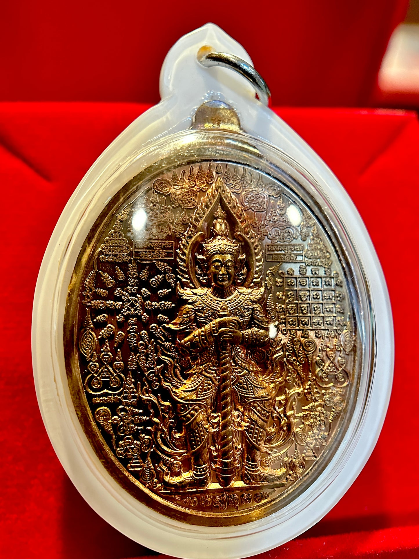 Tao Wessuwan Double-Sided Amulet (White/Bronze Edition)