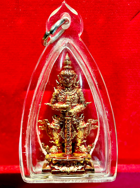 Golden Tao Wessuwan – Red Accented Guardian