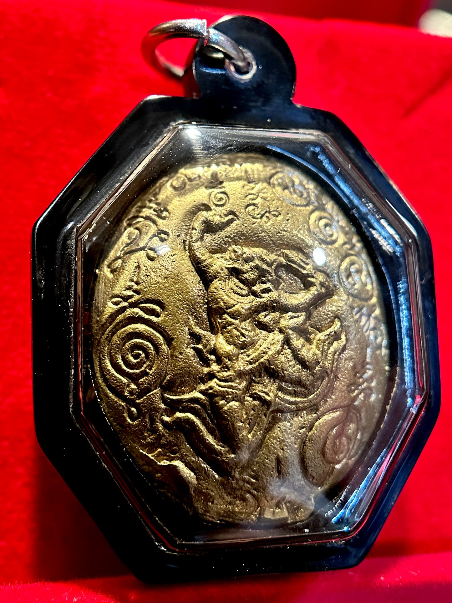 Phra Pidta Naga & Hanuman Amulet (Bronze Finish / Black Case)