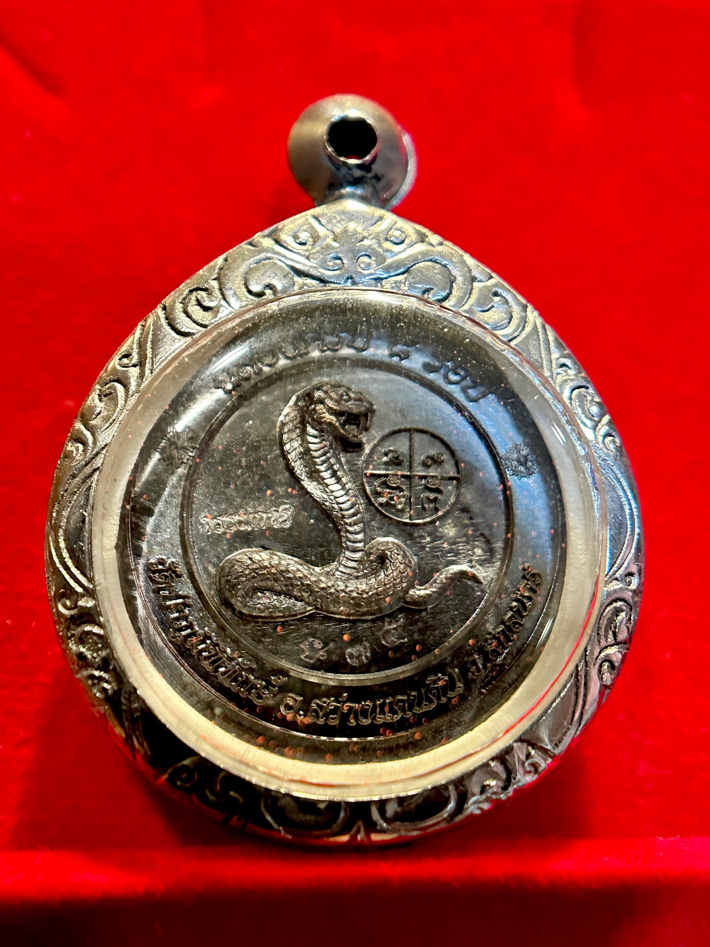 Chok Dee Cobra of Fortune (White / Black Copper Edition)