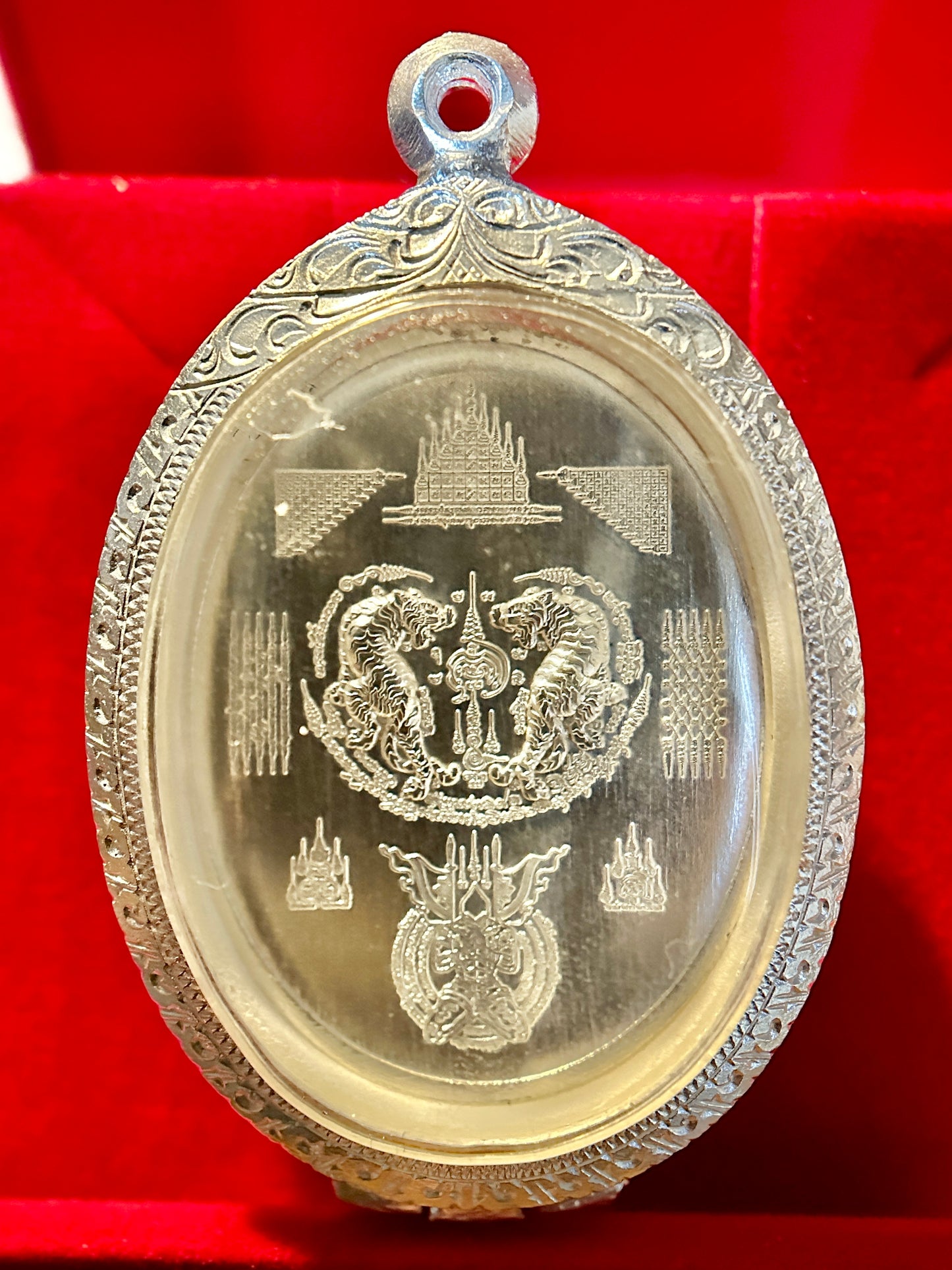 Nai Khanom Tom Signature Amulet (SILVER) – Silver Case