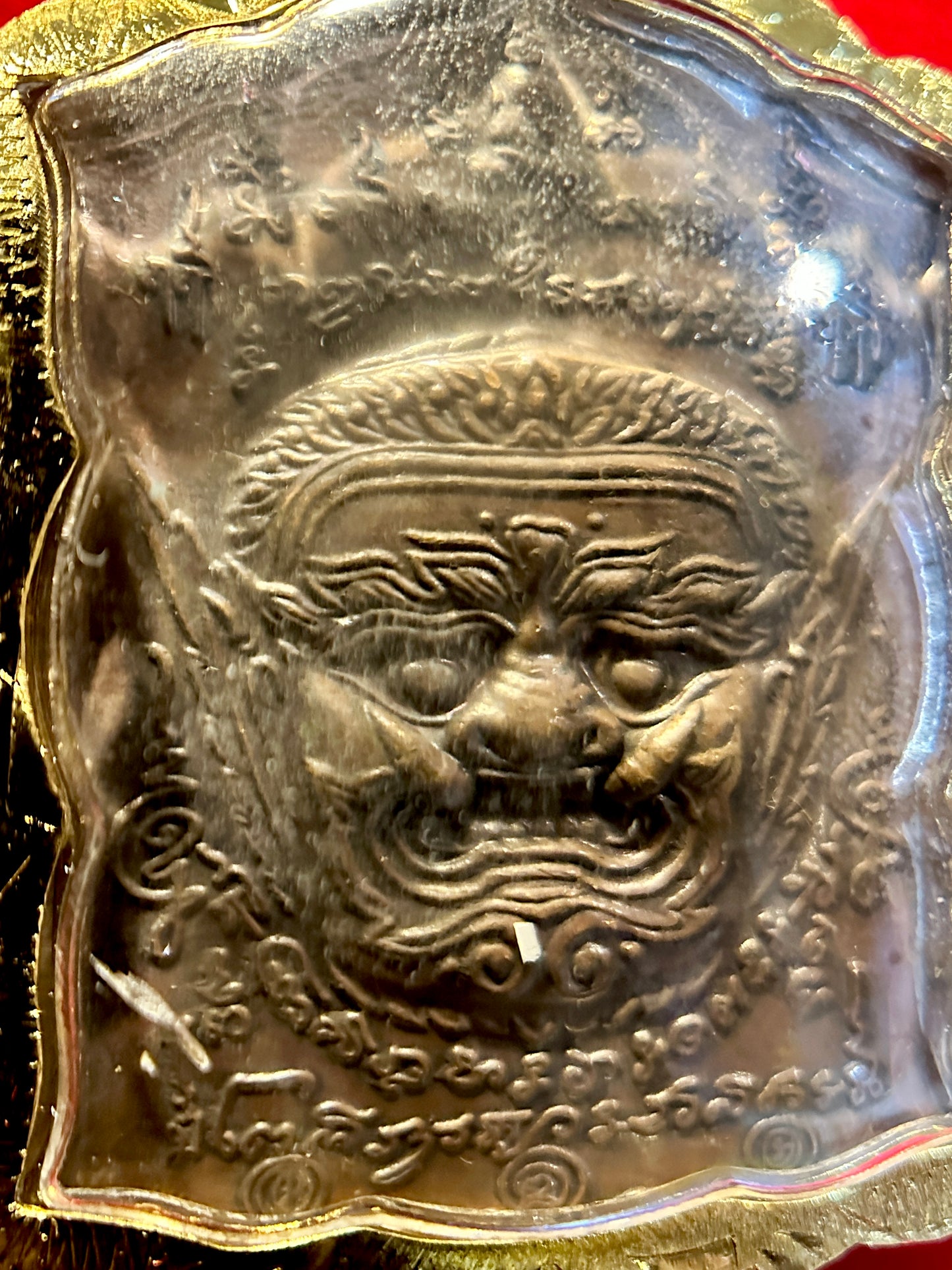 Tao Wessuwan Twin Form Amulet
