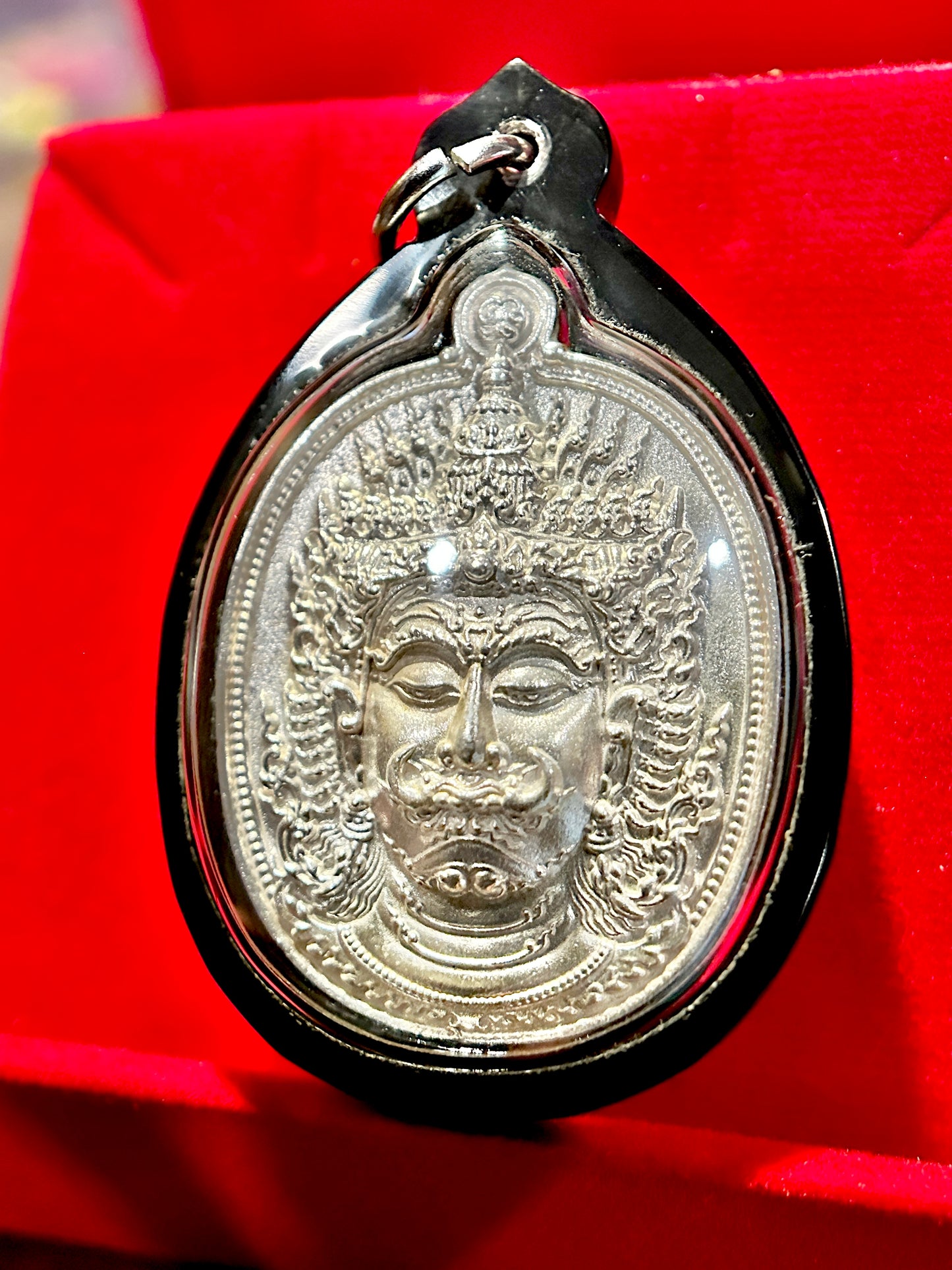 Silver Tao Wessuwan & Phra Rahu Amulet