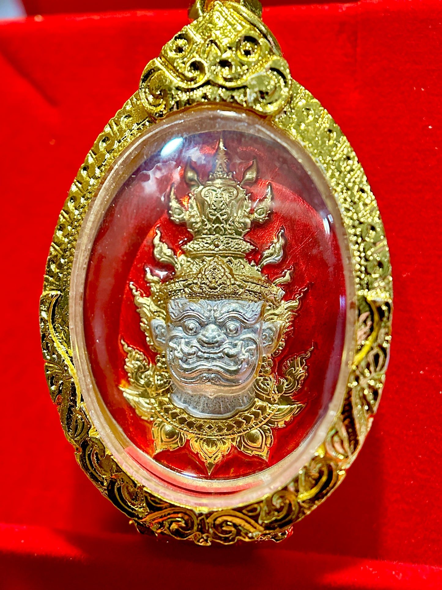 Tao Wessuwan & Phra Vishnu Amulet (Red Flame Edition)