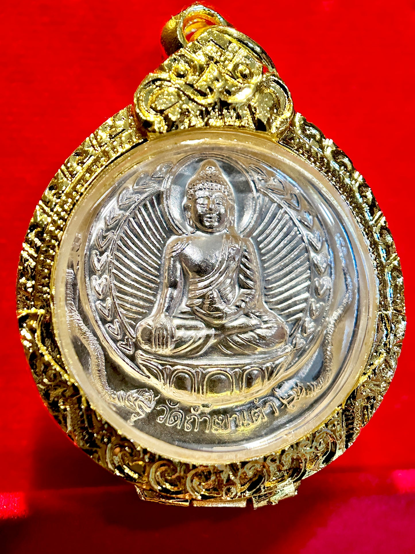 Radiant Buddha & Somdej Toh