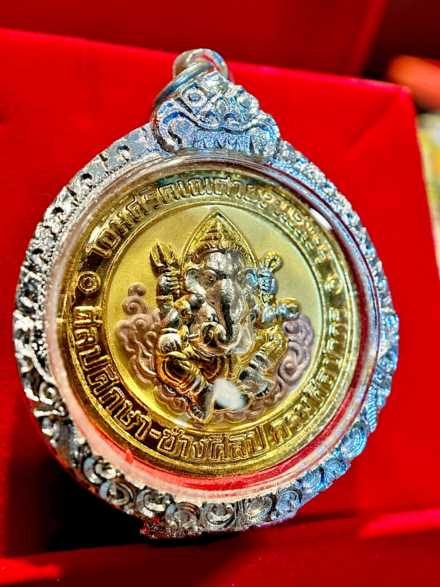 Ganesha Om Prosperity (Silver & Gold)