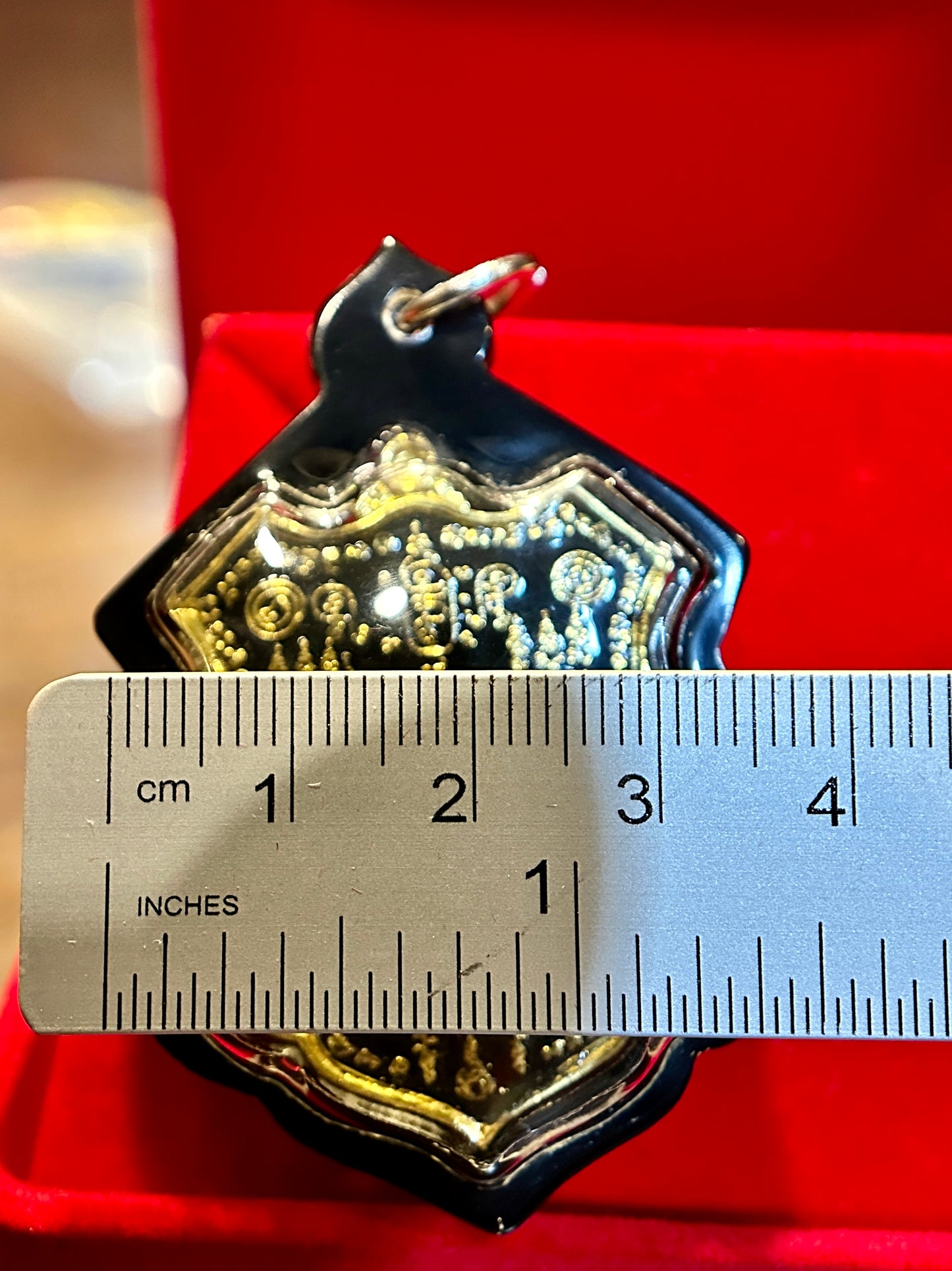 Suea Hua Khad (Black/Gold)
