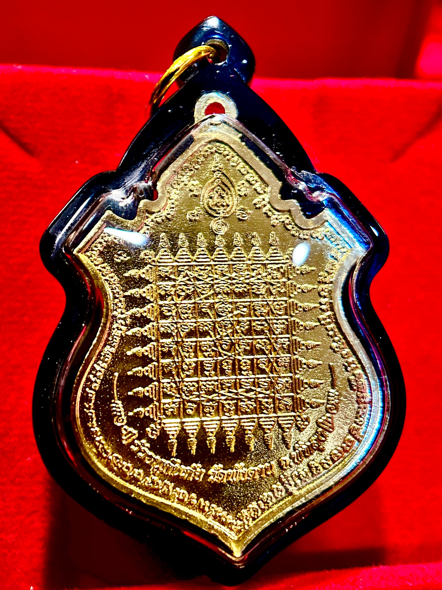 Golden Bull (Red/Black Case)