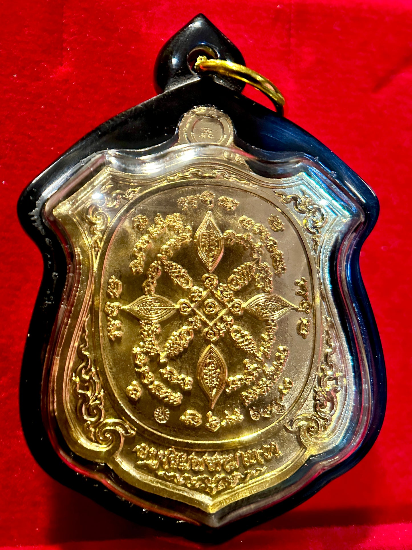 Bound Tiger Guardian Amulet - Brilliant Gold Edition (Black Case)