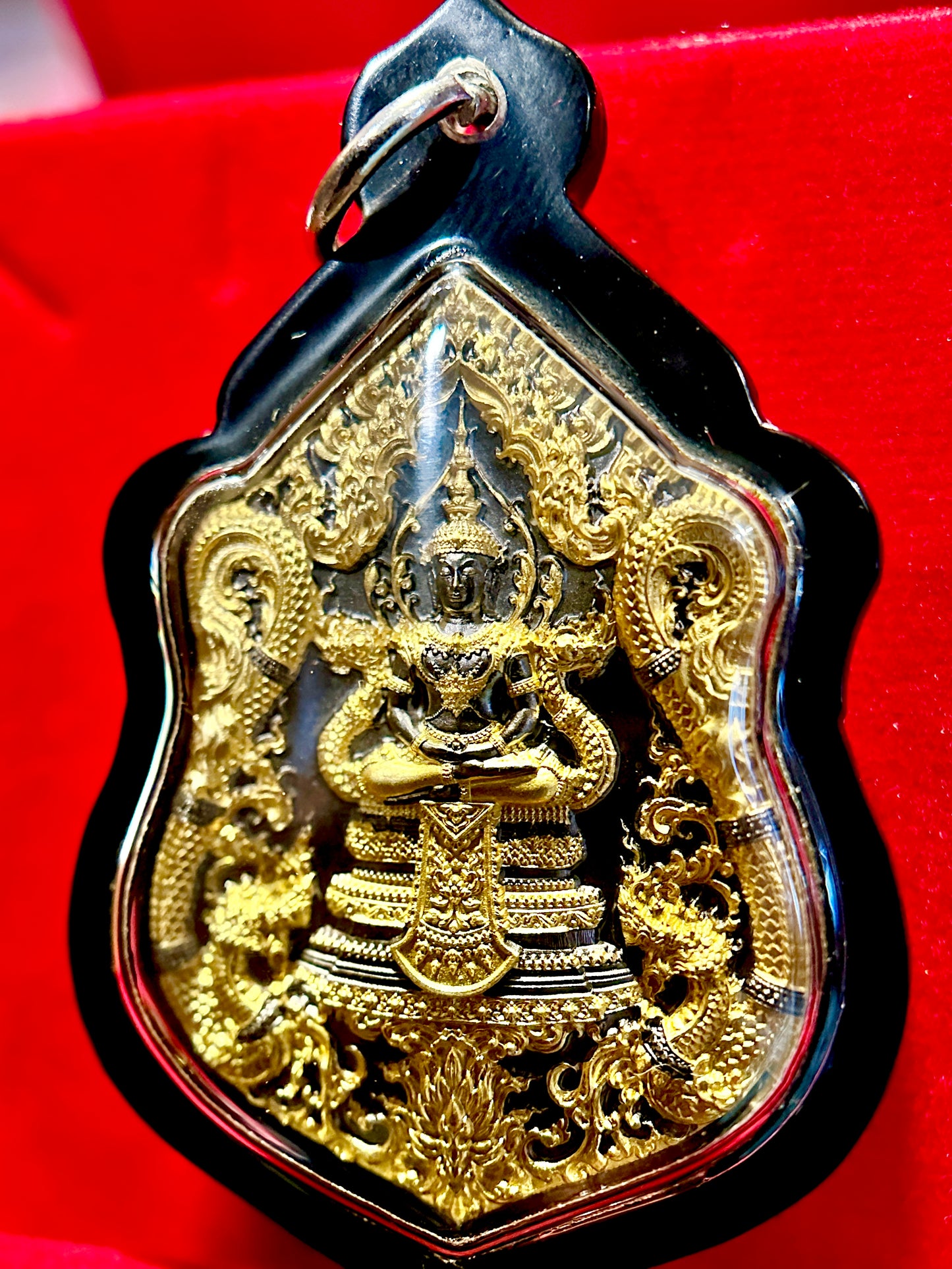Naga Guardian – Black & Gold Majesty
