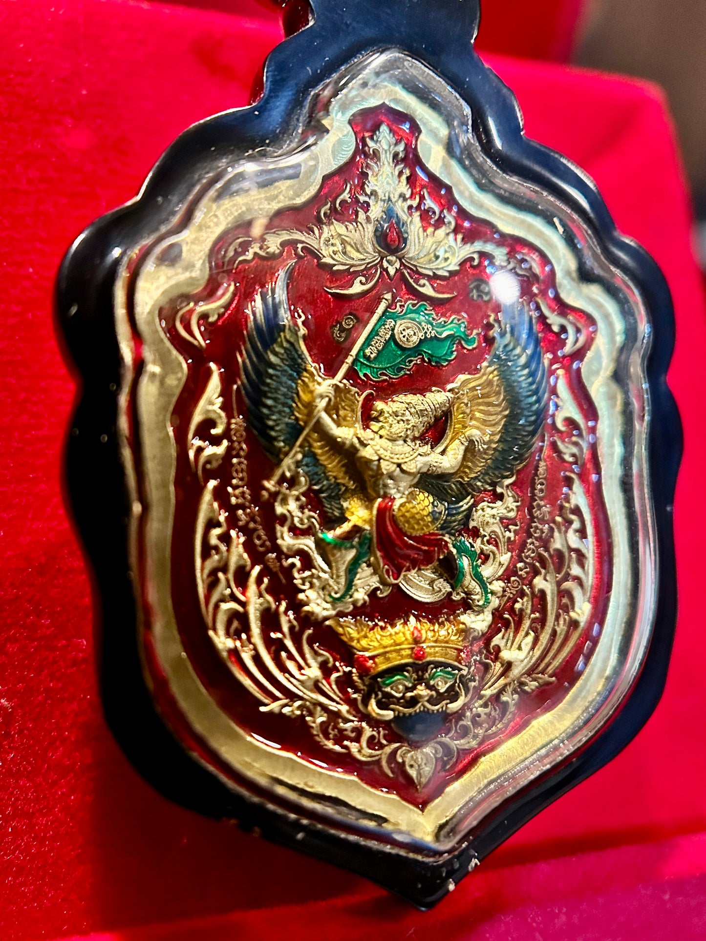 Tao Wessuwan & Garuda (Red/Gold Edition)
