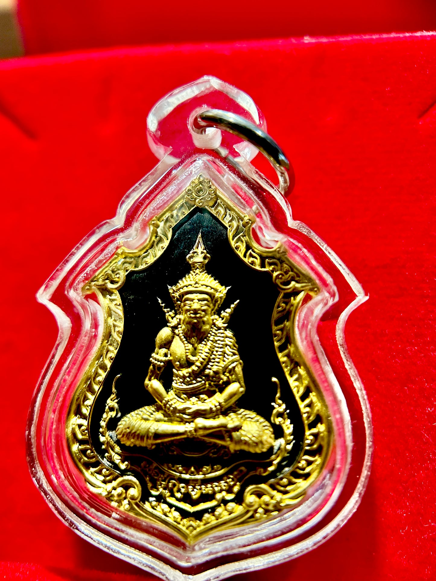 Lersi Ta Fai & Hanuman Riding Singha