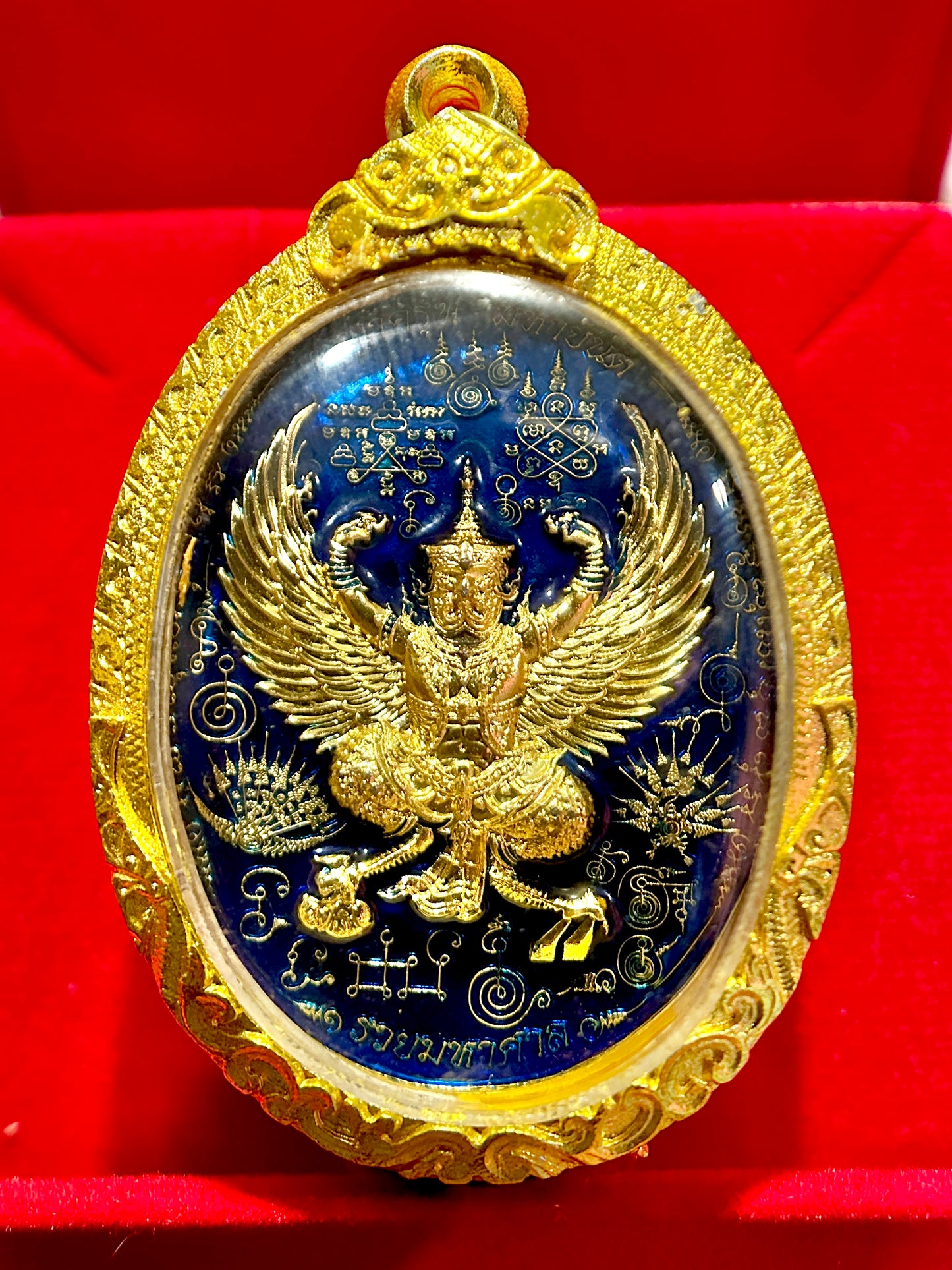 Garuda & Tao Wessuwan (Blue/Gold)