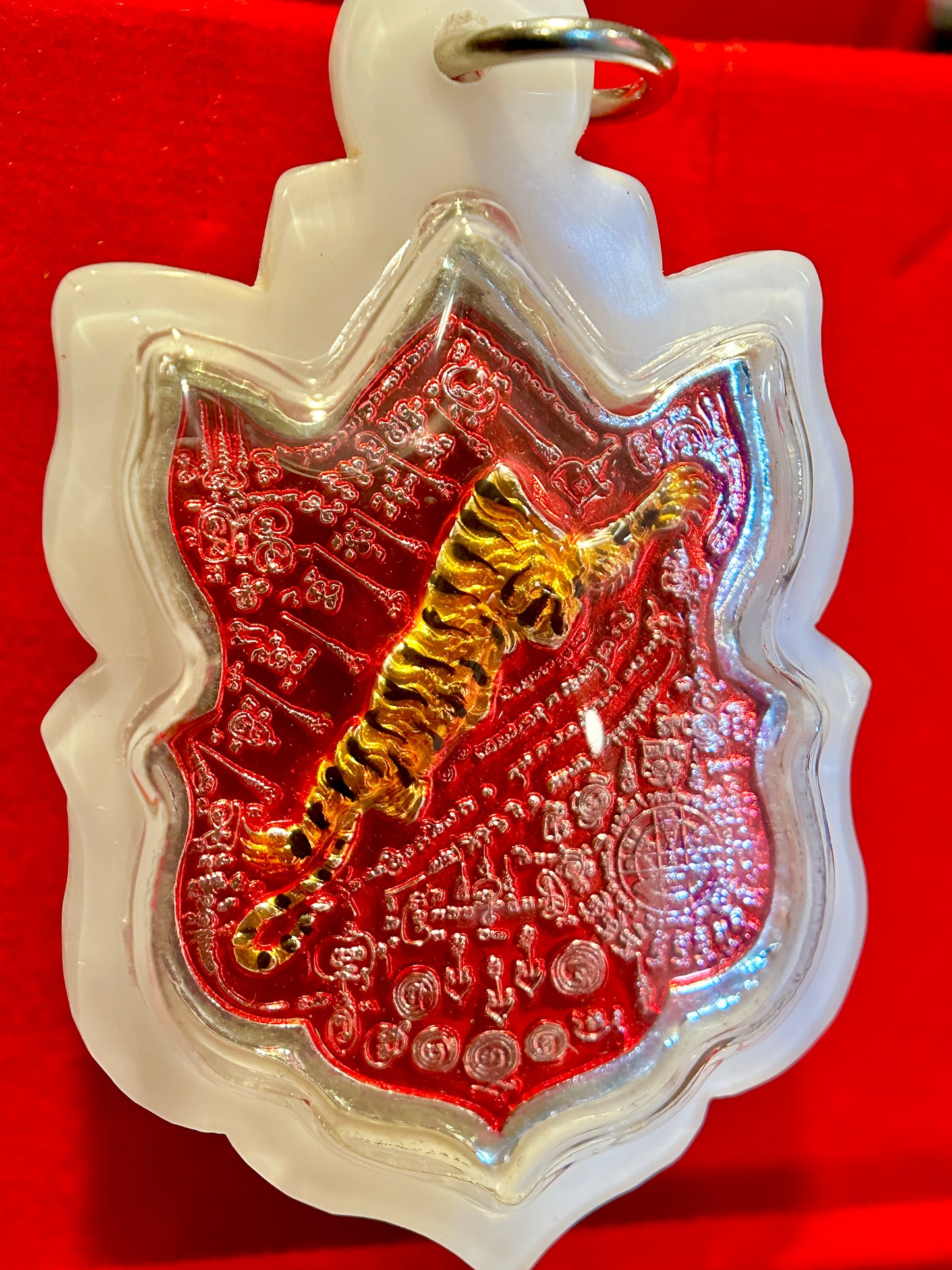 Vishvarupa Cosmic Guardian (White Case)