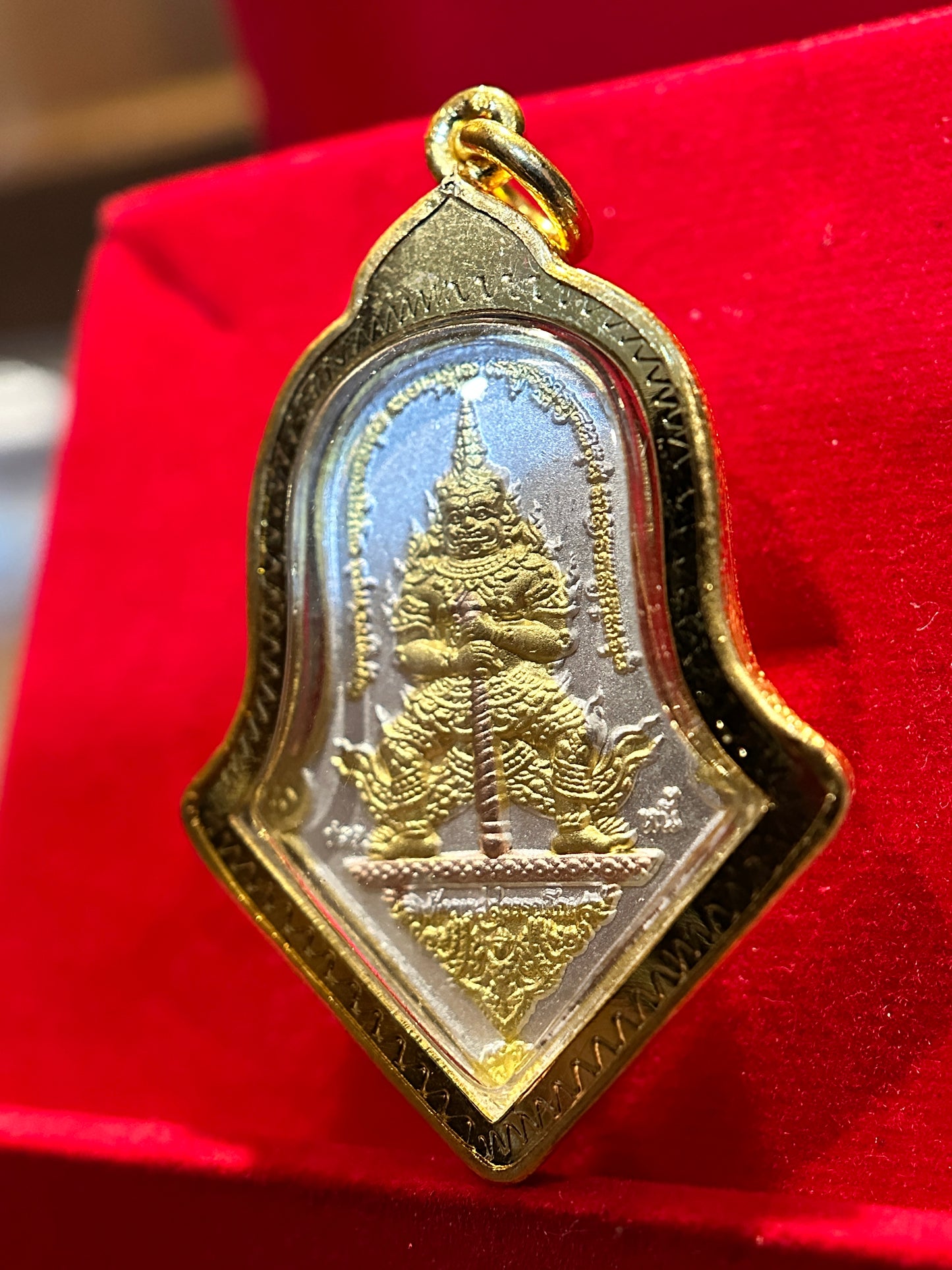 Phra Chinnaraj & Tao Wessuwan