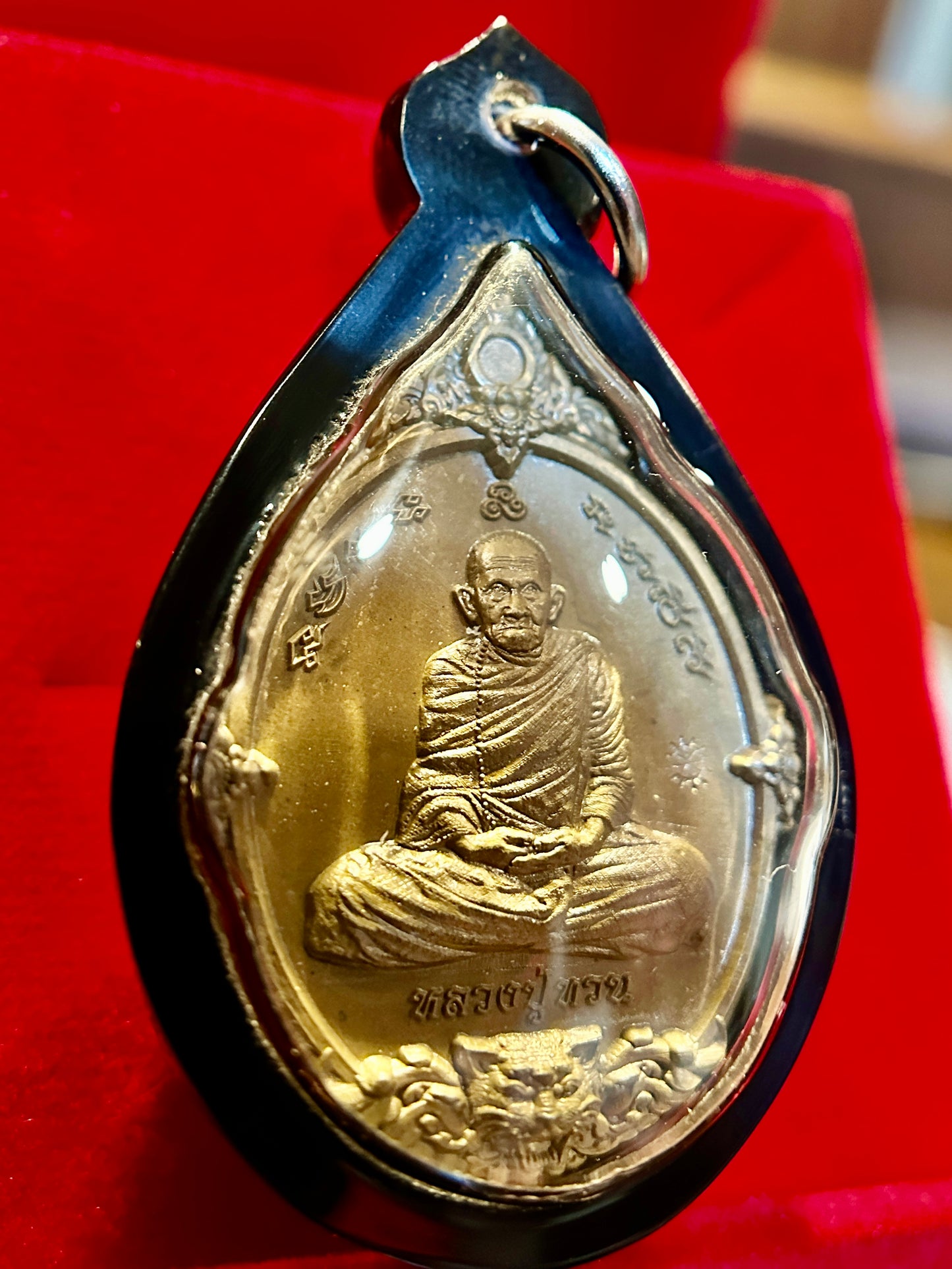 Hanuman Power & Peace (Brushed Gold)