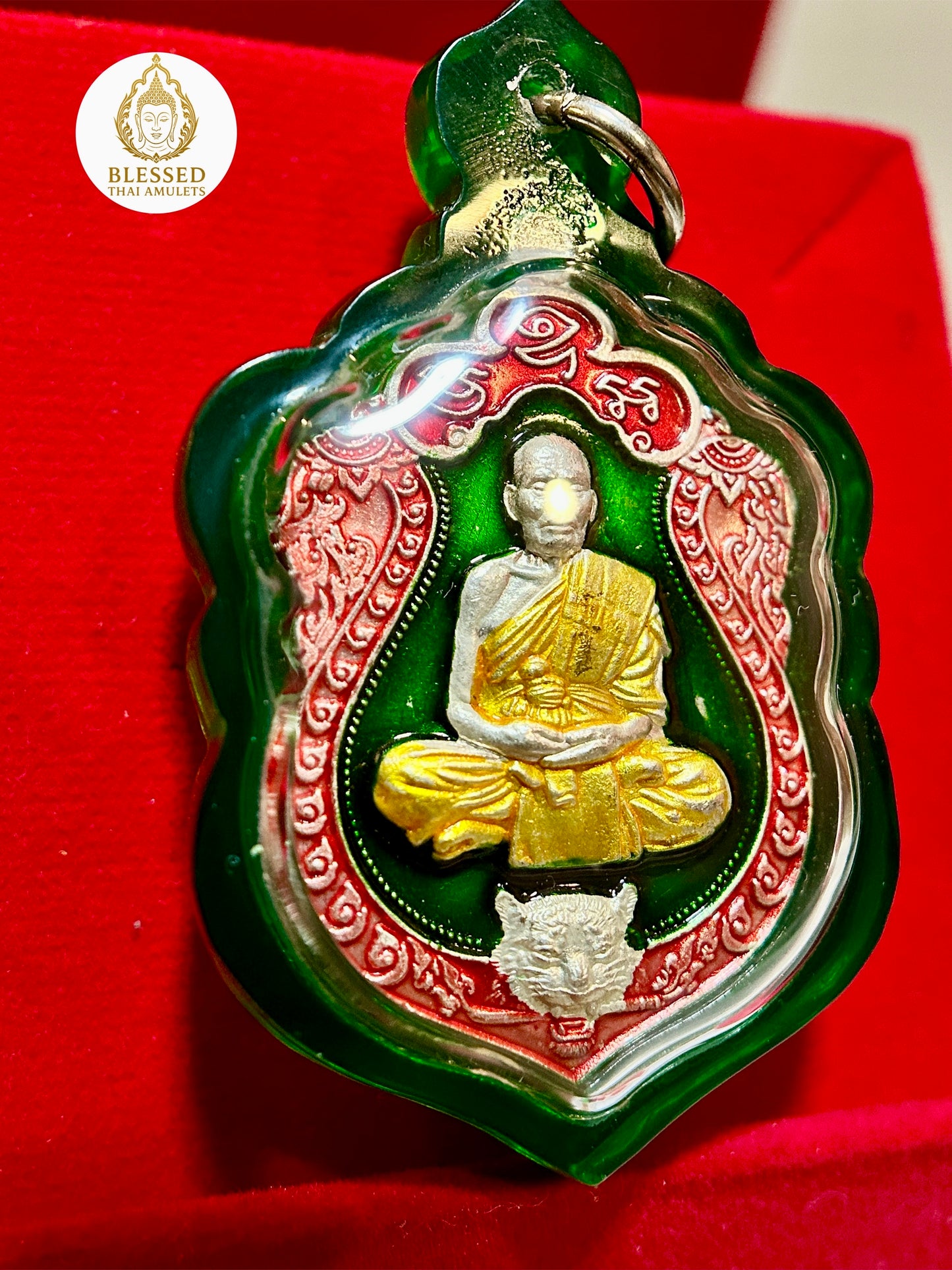 Luang Phor Phat Twin Tigers (Emerald/Silver)