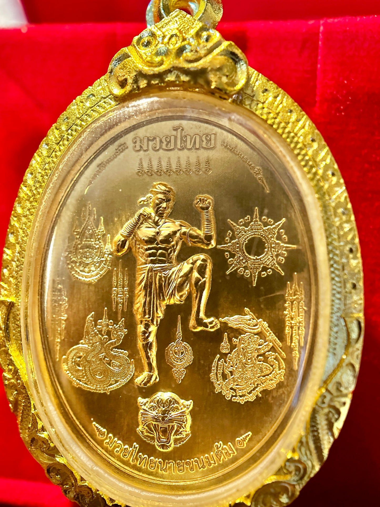 Nai Khanom Tom Signature Amulet (GOLD) – Gold Case