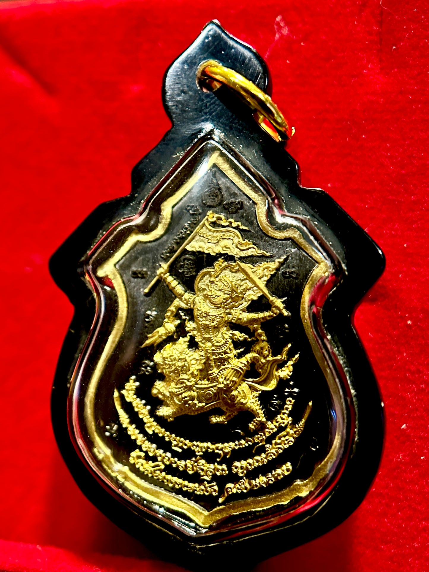 Lersi Ta Fai & Hanuman Riding Singha