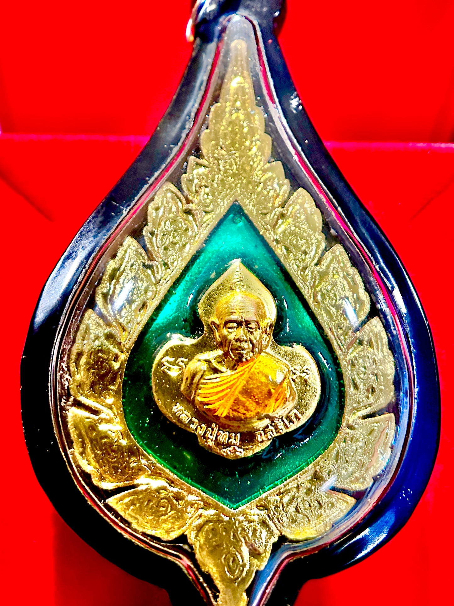Emerald Thai Monk(Teardrop)