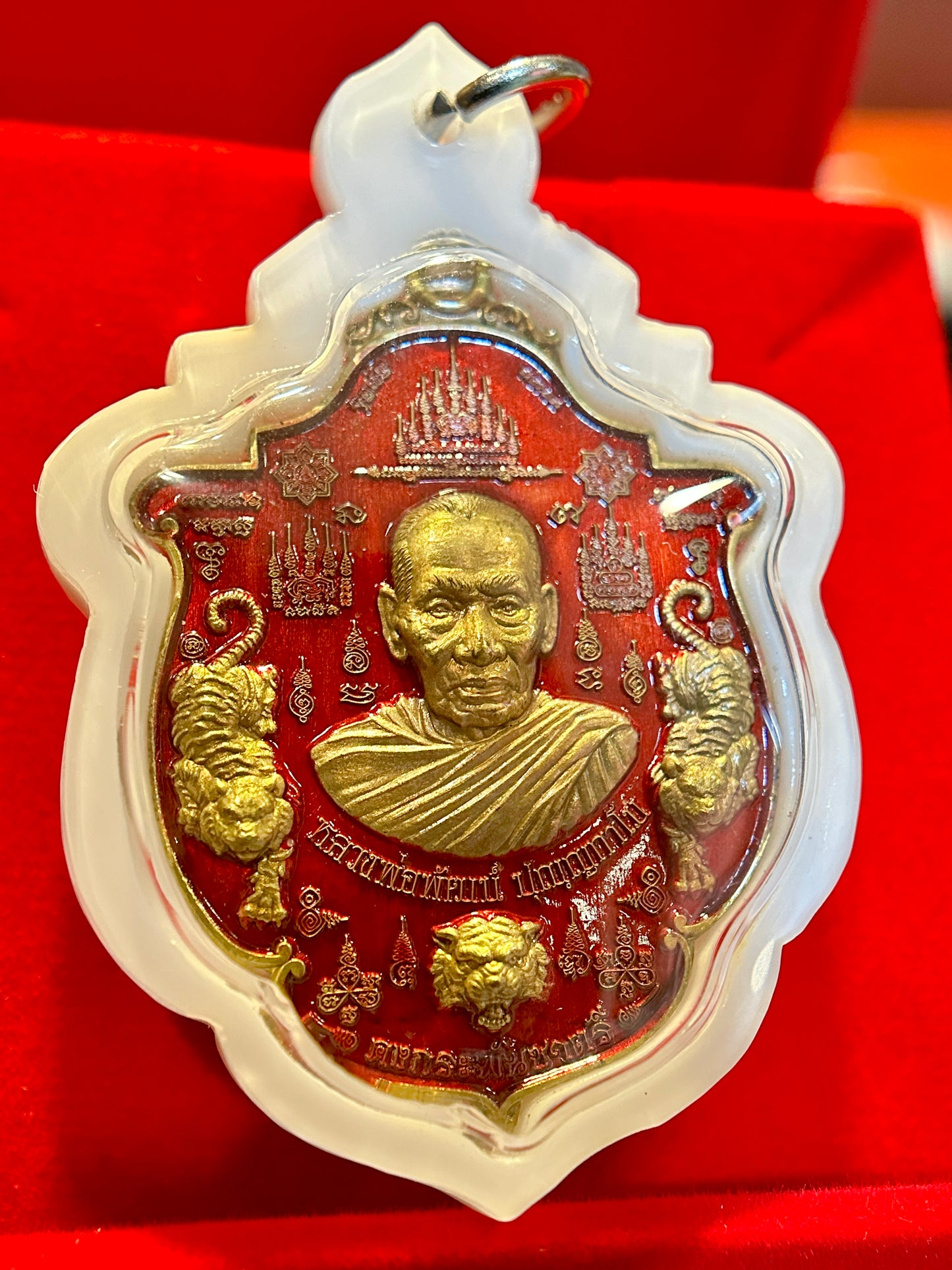 Luang Phor Phat Tiger Power (Red/Iridescent)