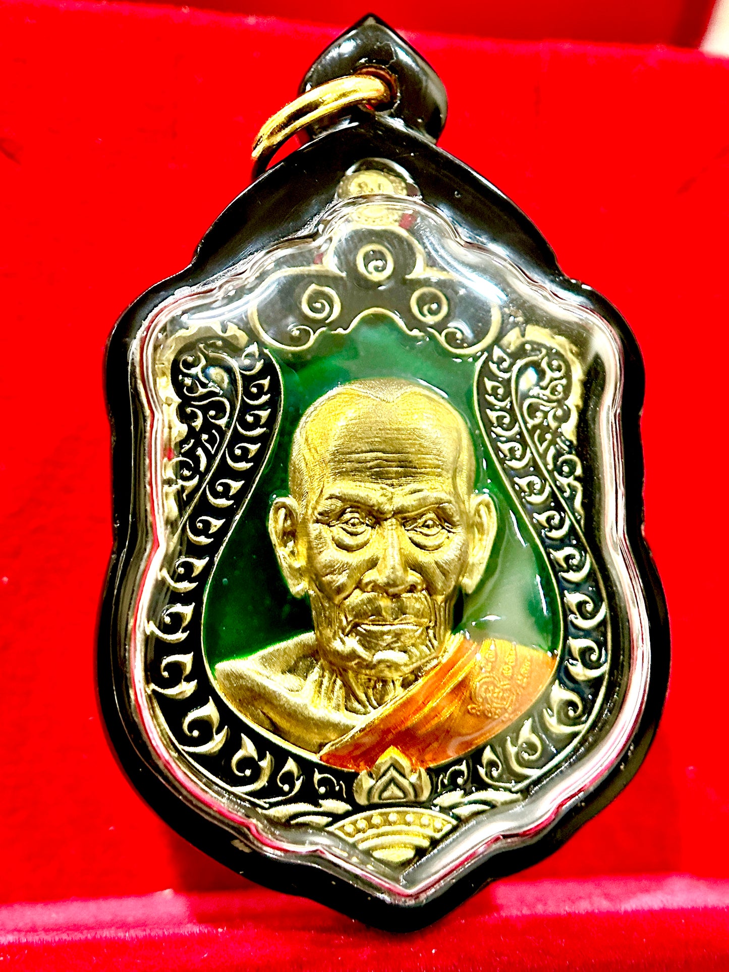 Luang Phor Phat Sacred Bull (Emerald Bull Edition)