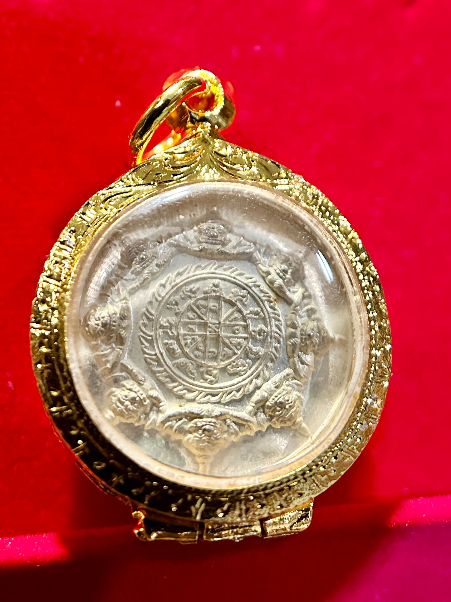 Phra Pidta & Rahu (Golden Shield of Silence)