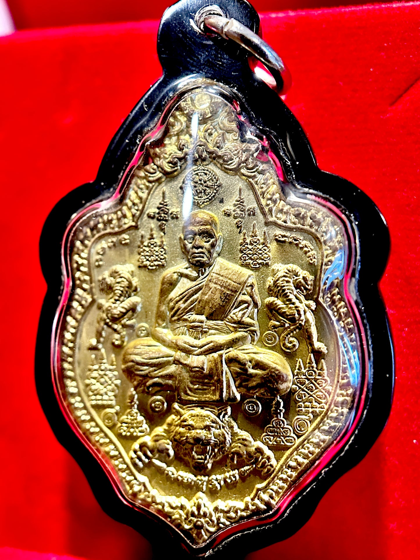Luang Phor Phat Tiger’s Blessing (Gold)