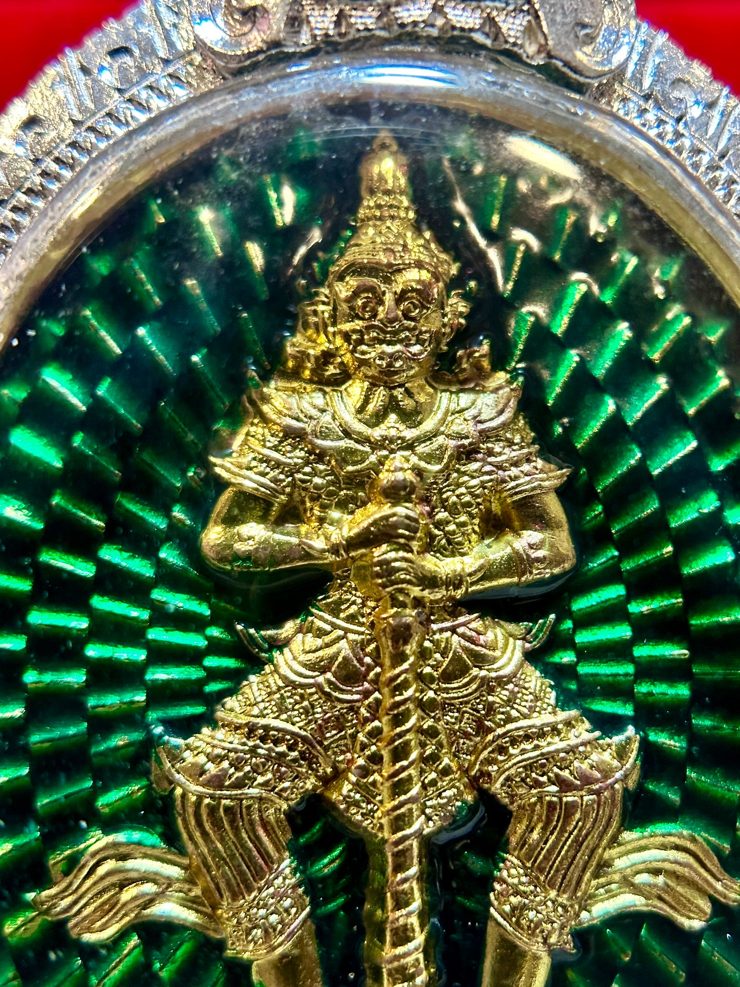 Tao Wessuwan & Rahu (Green/Silver Case)