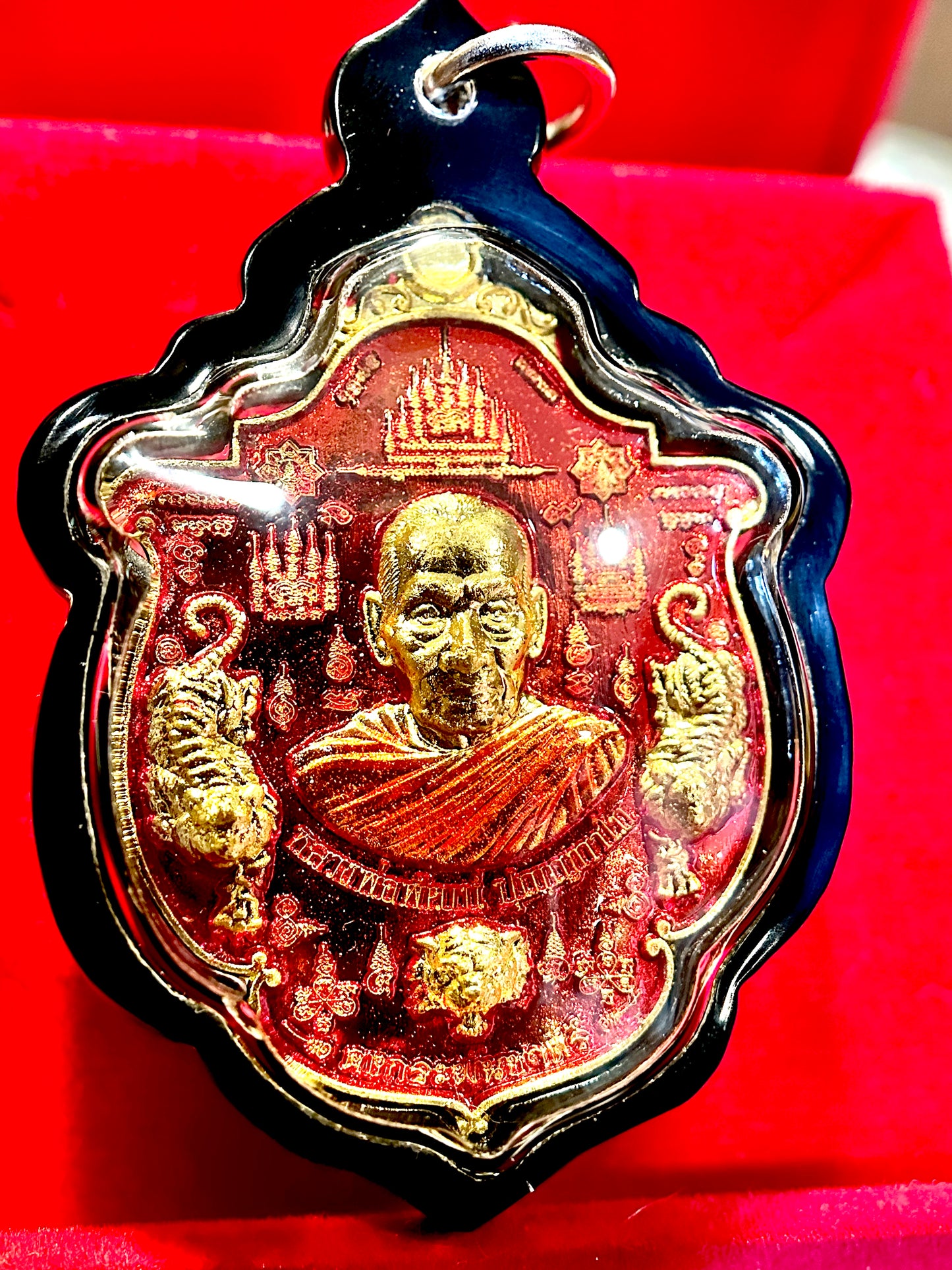 Luang Phor Phat Tiger Power (Red/Gold)