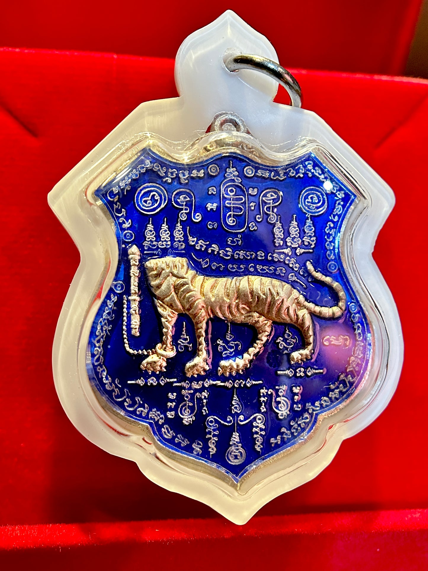 Suea Hua Khad (Blue/Silver)