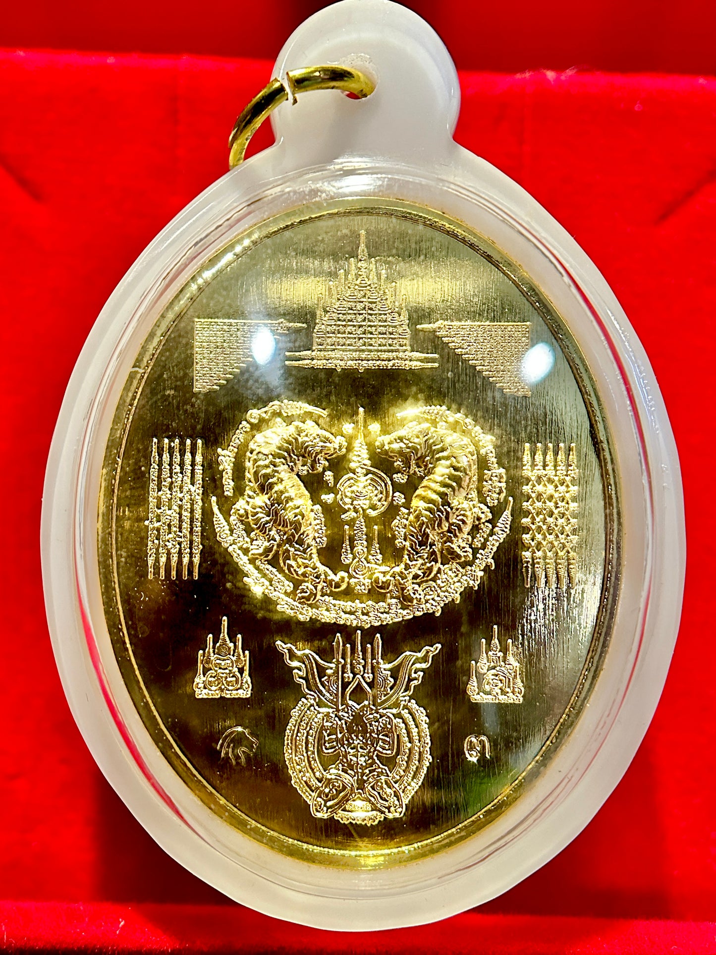 Nai Khanom Tom Signature Amulet (Gold Edition – White Case)