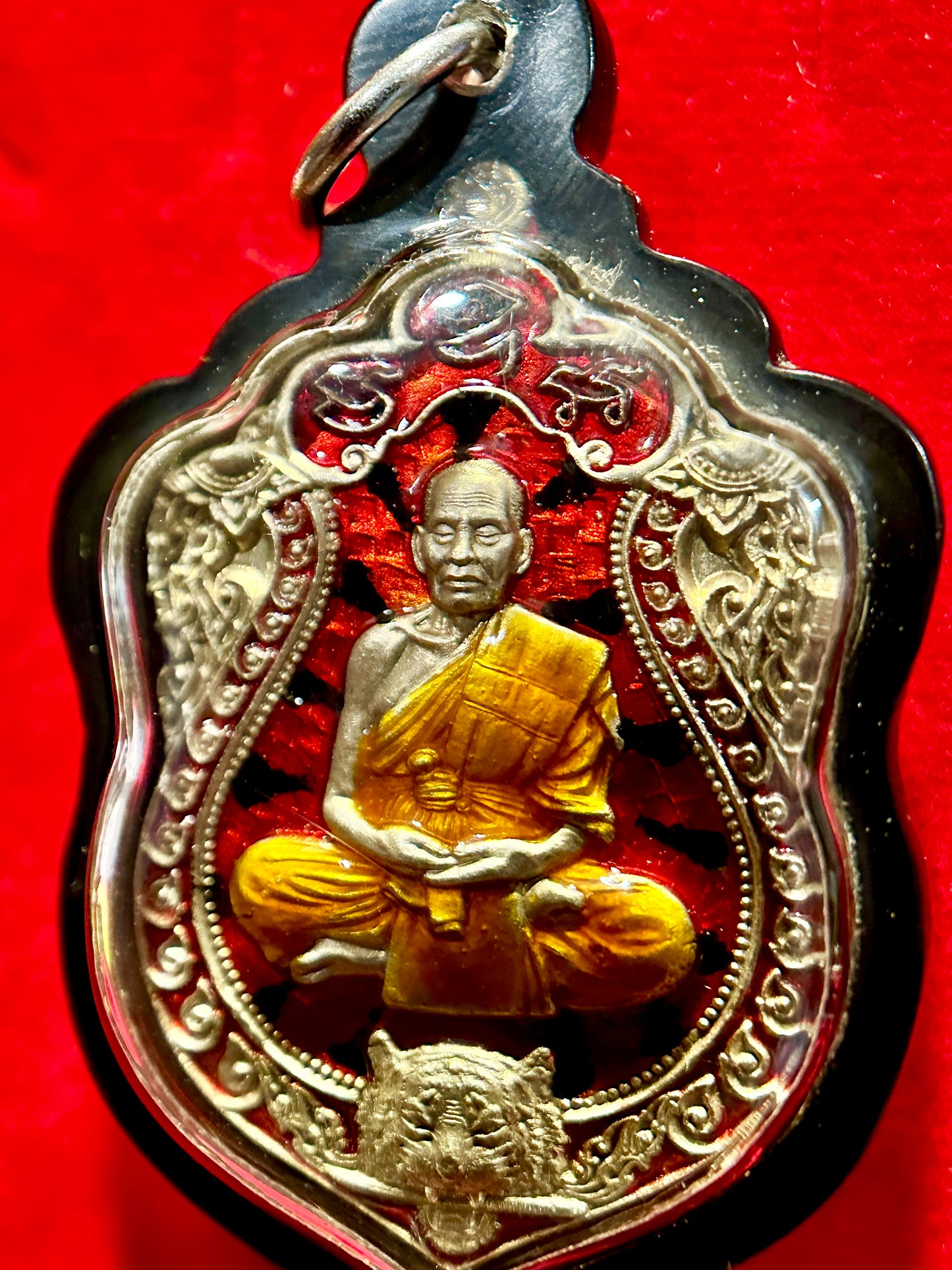 Luang Phor Phat Twin Tigers (Red/Silver)