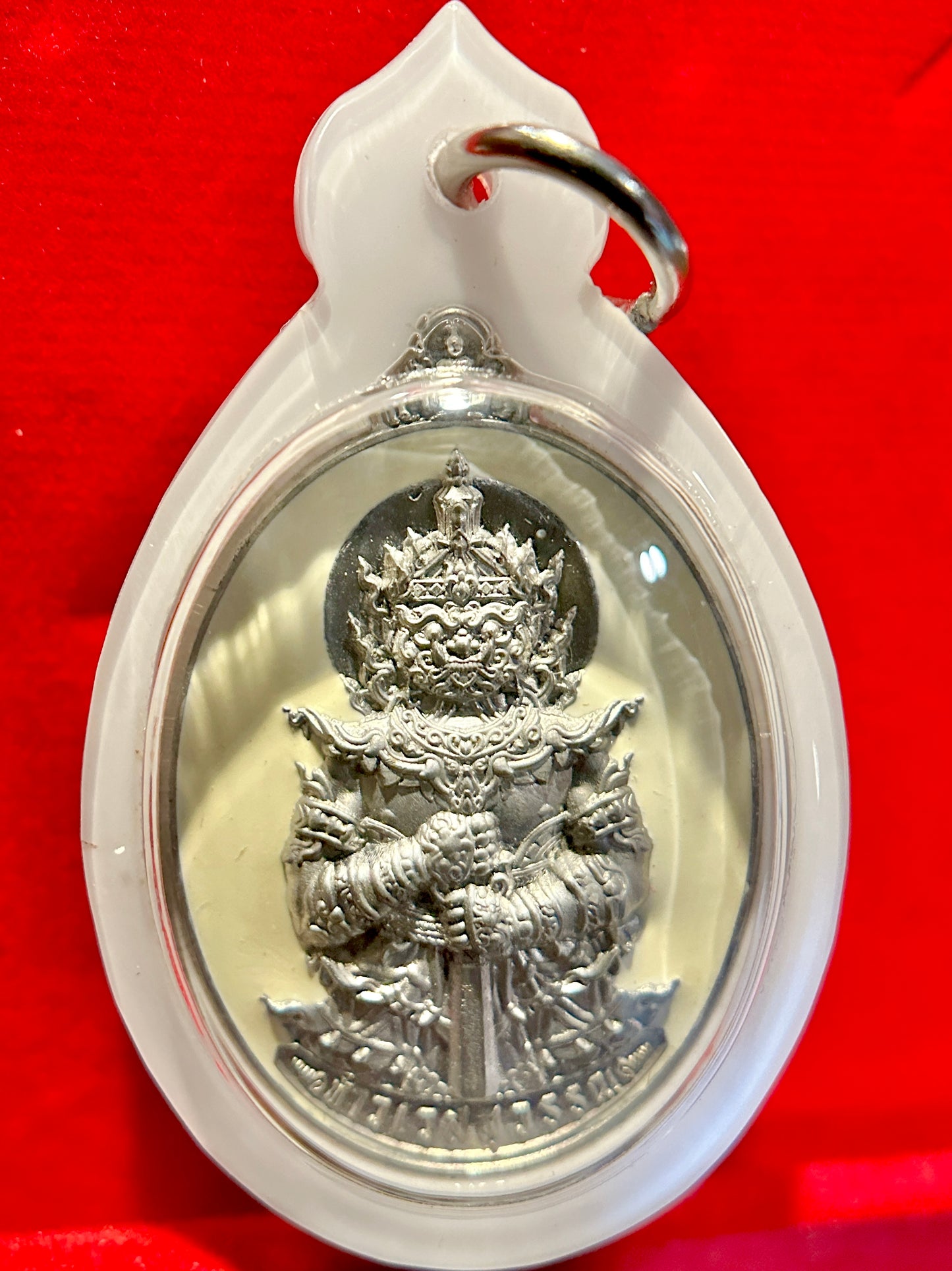 Tao Wessuwan Silver Flame Guardian (White)