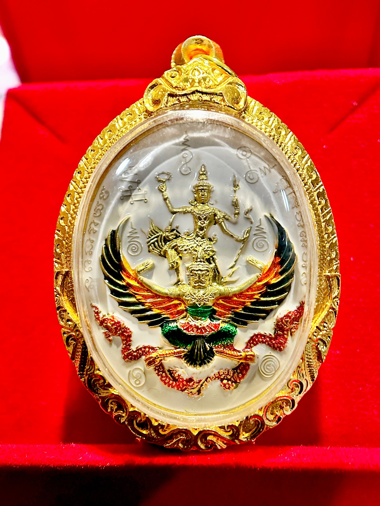 Phra Narai & Garuda with Rahu – Wealth & Protection Amulet (Whire & Gold)