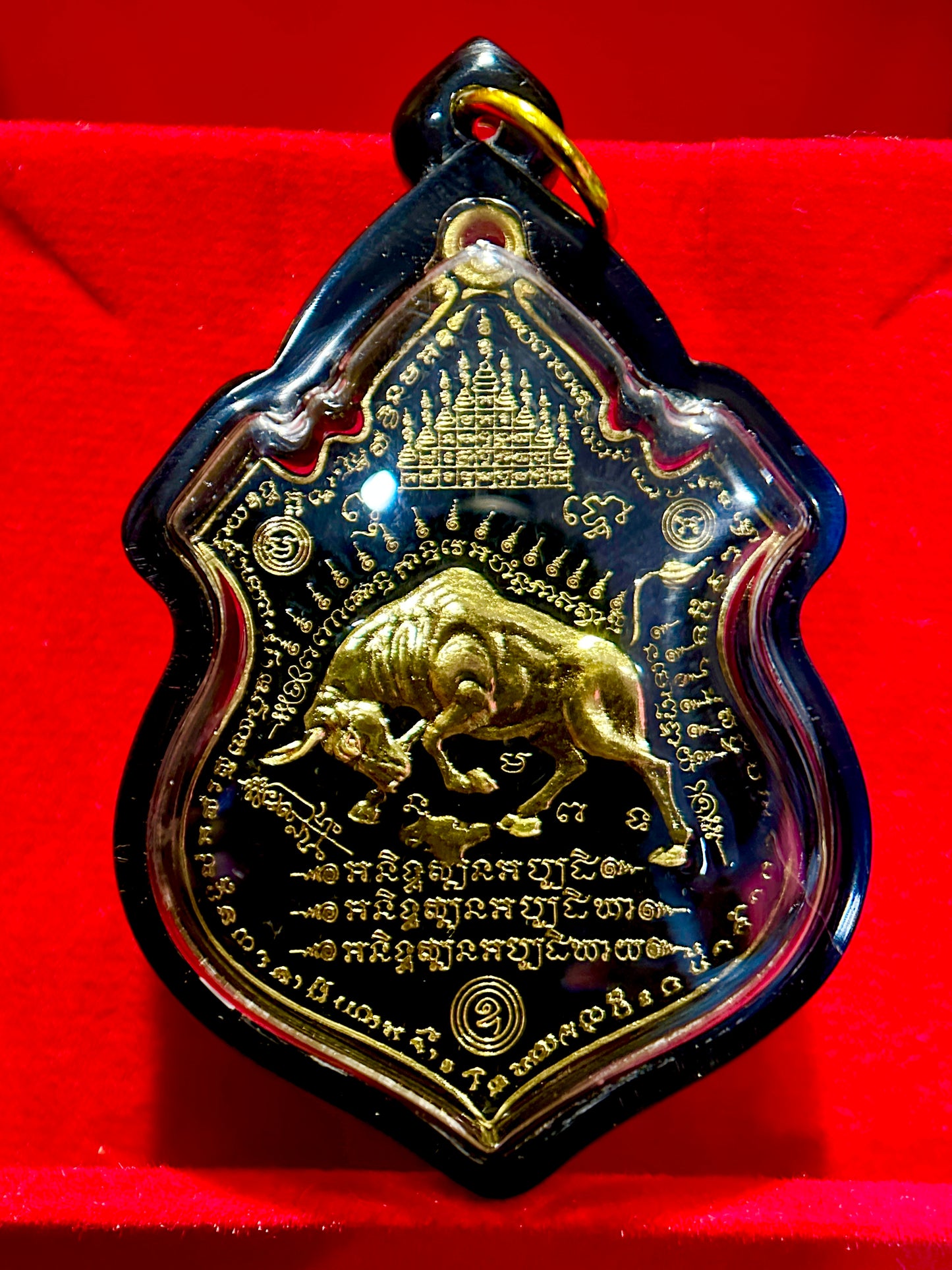 Golden Bull (Black/Black Case)