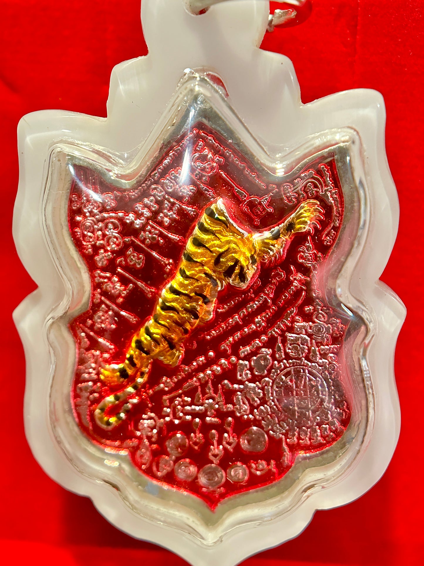 Vishvarupa Cosmic Guardian (White Case)