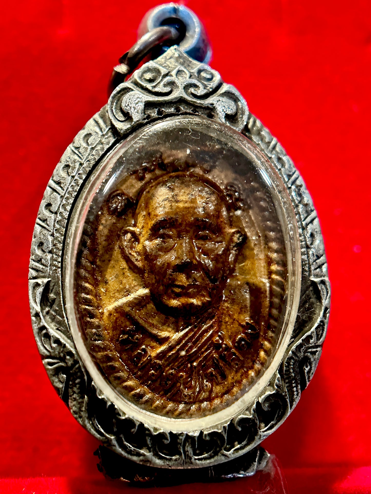 Luang Pu Pleung Protection Amulet (Old Era – Yantra Back, Silver Case)