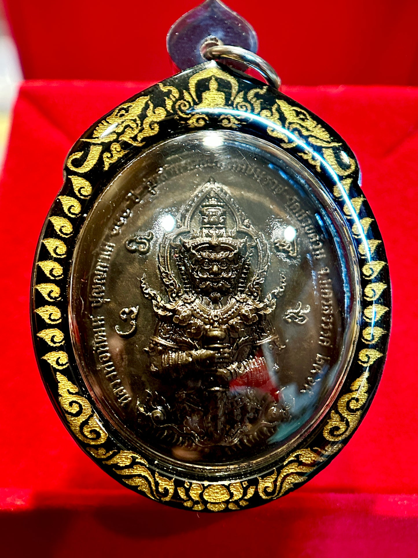 Silver Buddha of Radiant Serenity & Tao Wessuwan Guardian Shield