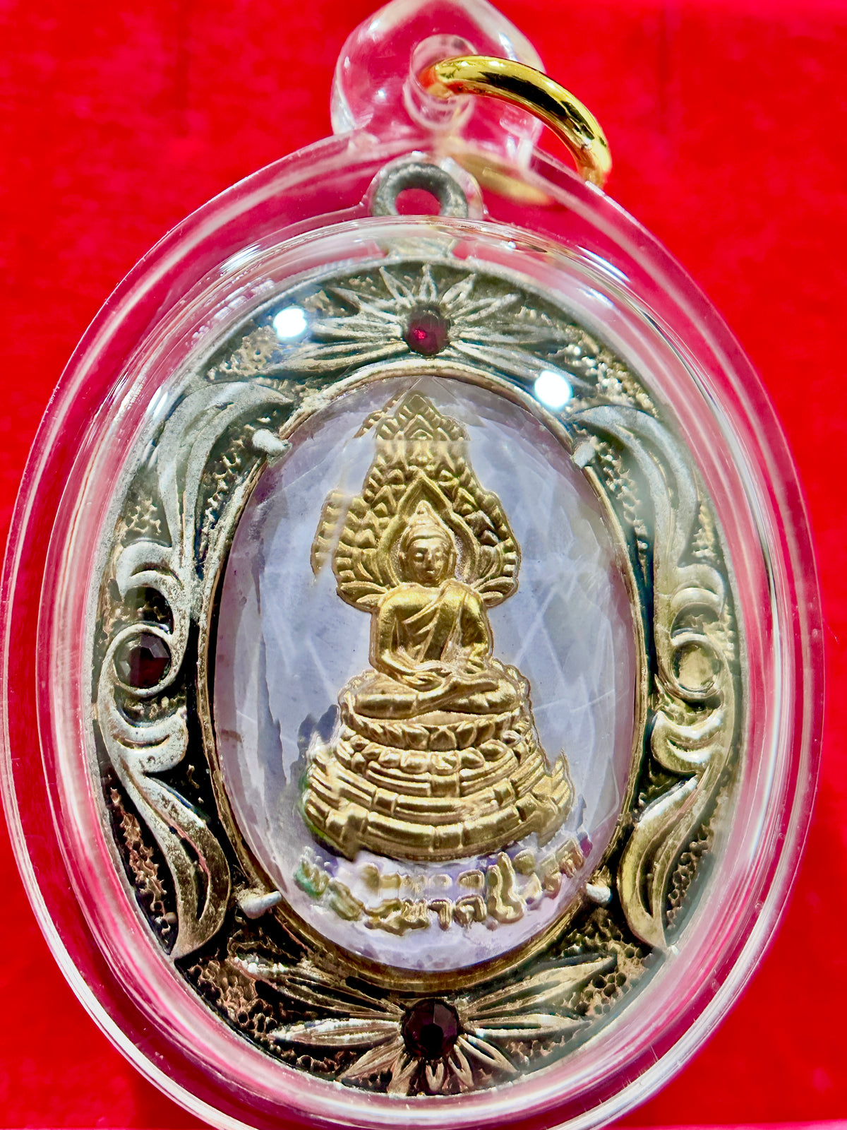 Luang Phor Wat Rai Khing – Lavender Crystal & Gold Amulet