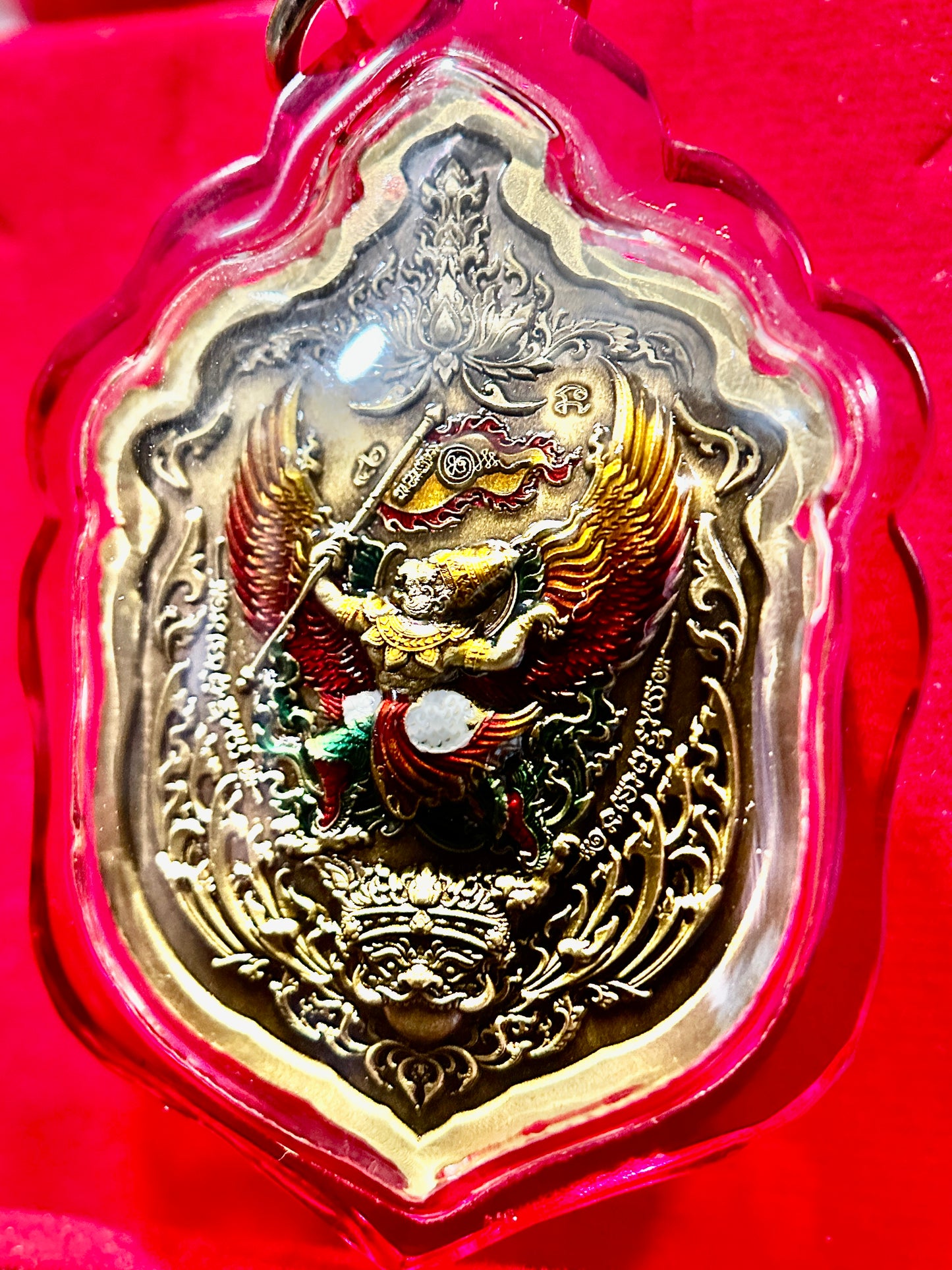 Tao Wessuwan & Garuda (Red/Bronze)