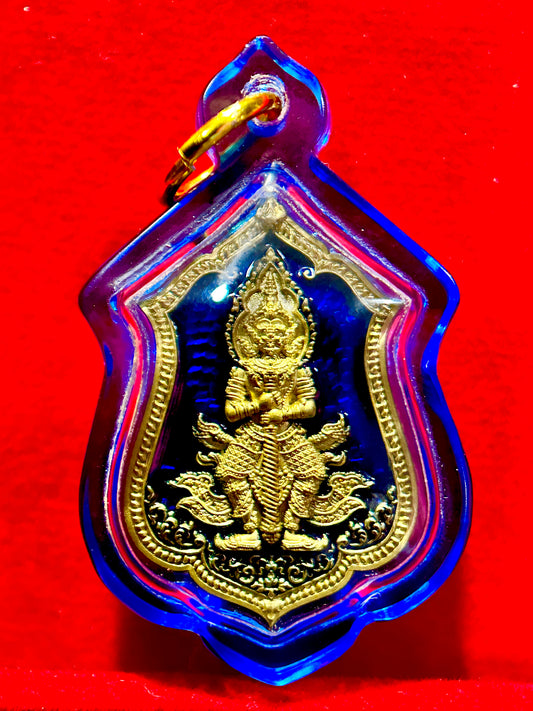 Tao Wessuwan Compact Guardian (Gold) - Blue Case