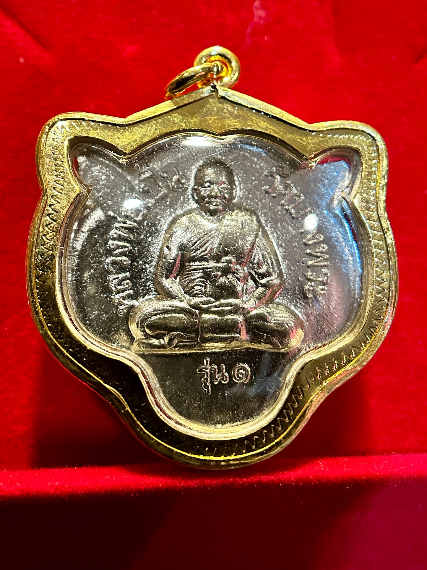Tiger Spirit & Monk Blessing (Silver) Gold Case