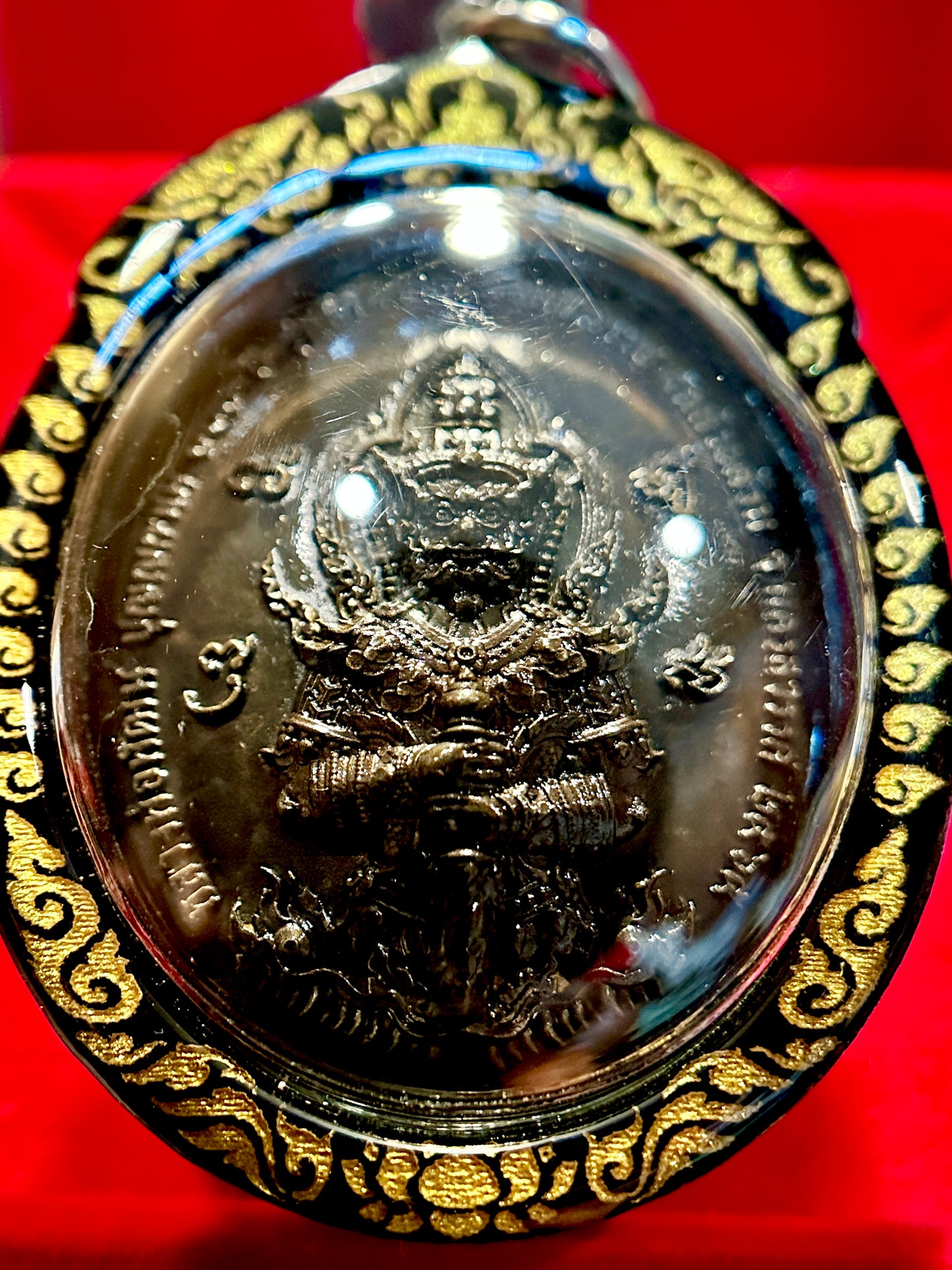 Silver Buddha of Radiant Serenity & Tao Wessuwan Guardian Shield