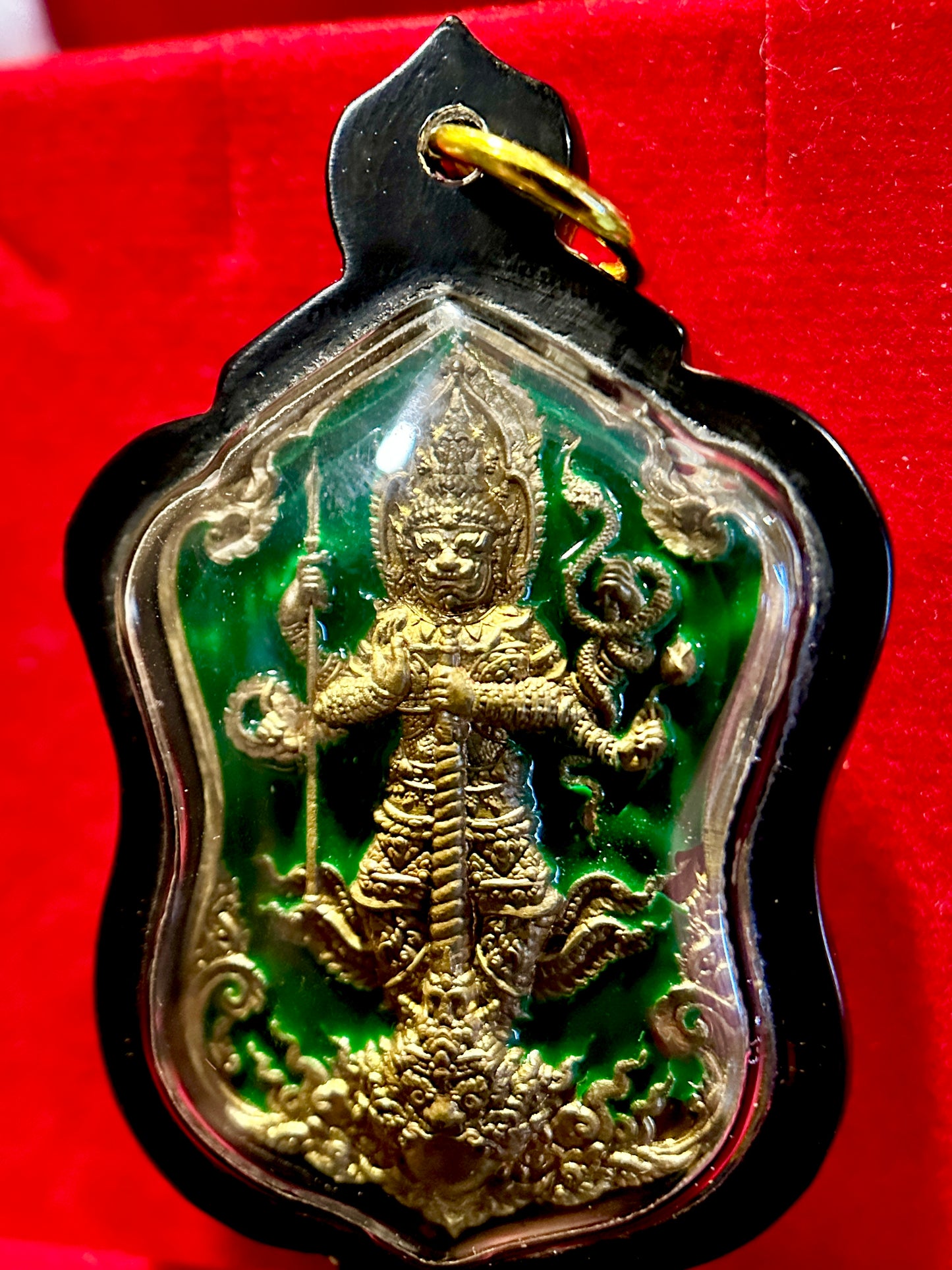 Tao Wessuwan & Rahu Guardian Amulet with Emerald Yantra Column