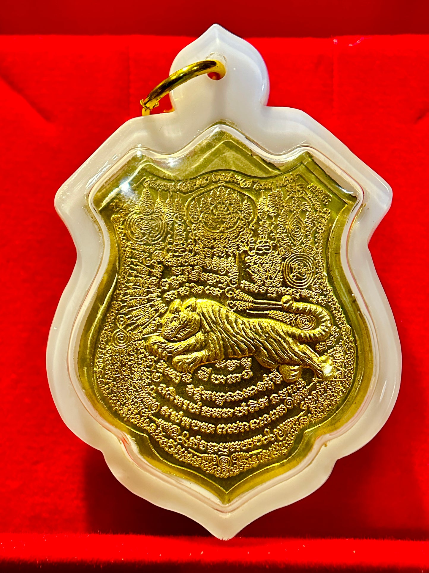 Lersi Tiger Ascend Amulet (Gold - White Case)