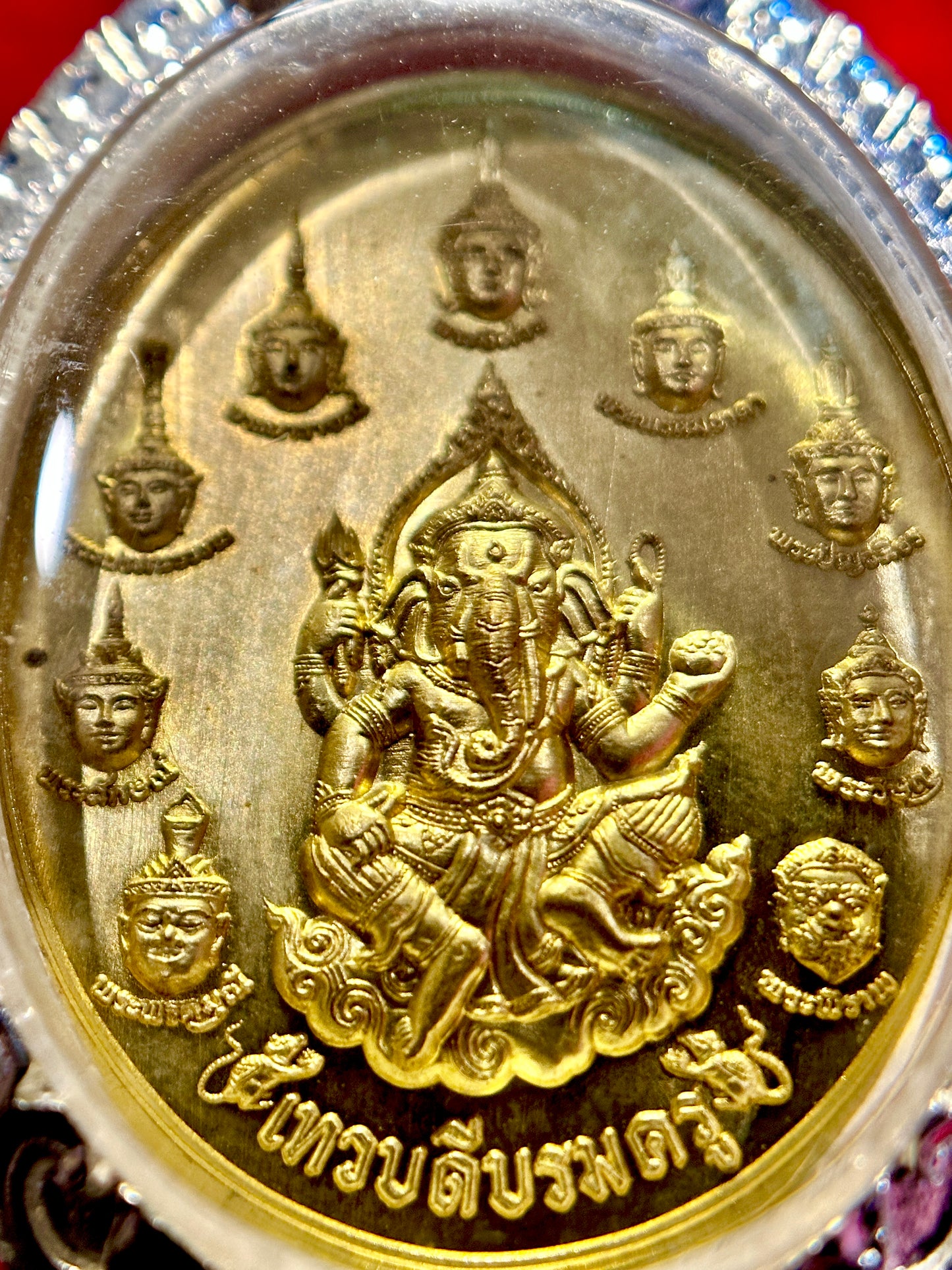 Phra Pikanet Prosperity & Tao Wessuwan Guardian